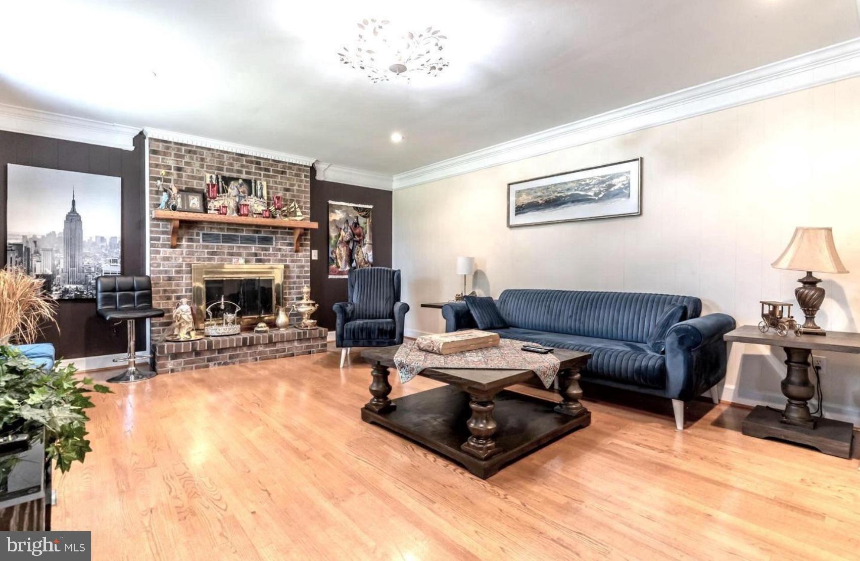 CLARKSBURG OUTSIDE - Residential