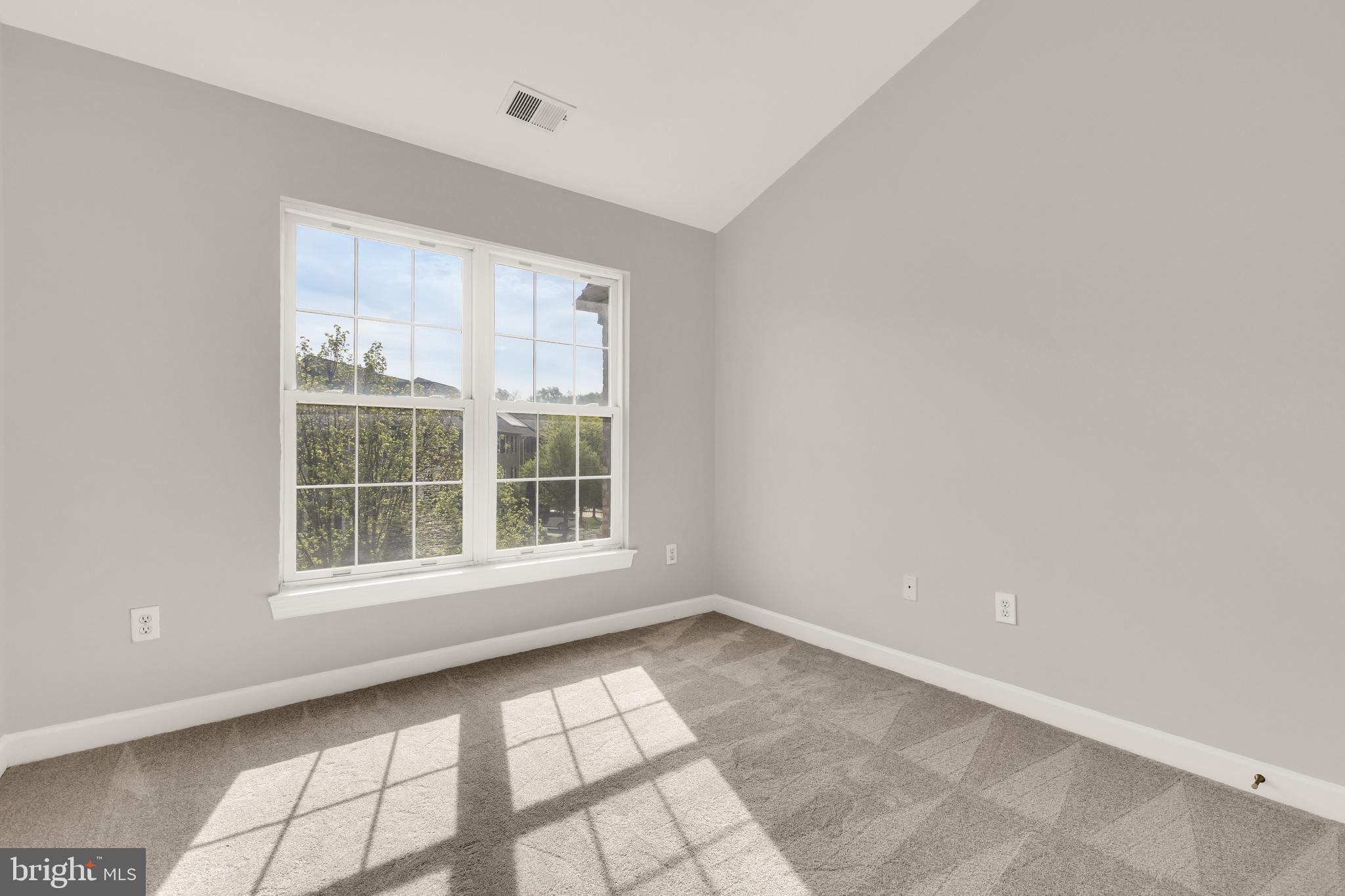 WILLOWS OF POTOMAC - Residential