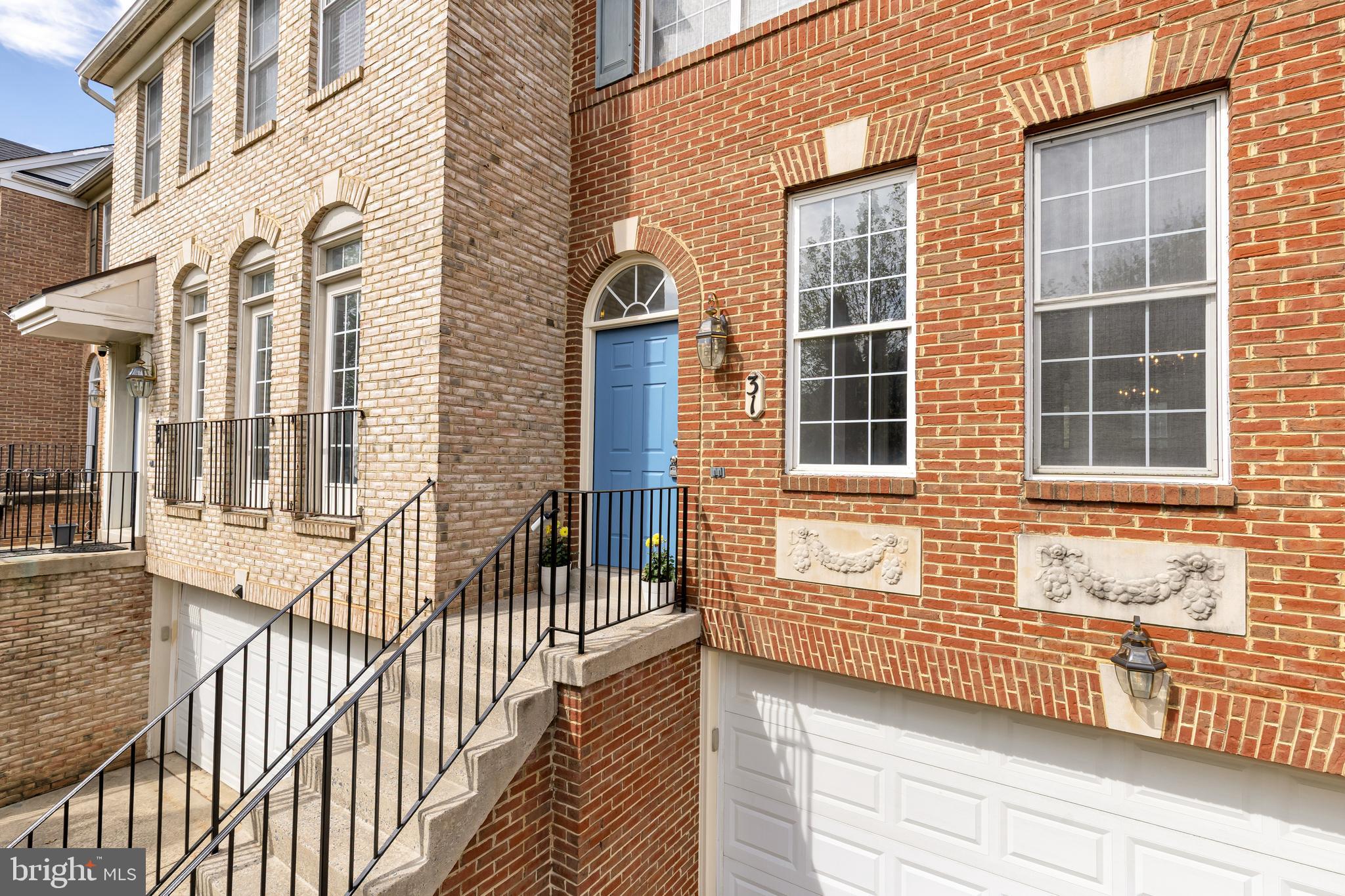 WILLOWS OF POTOMAC - Residential