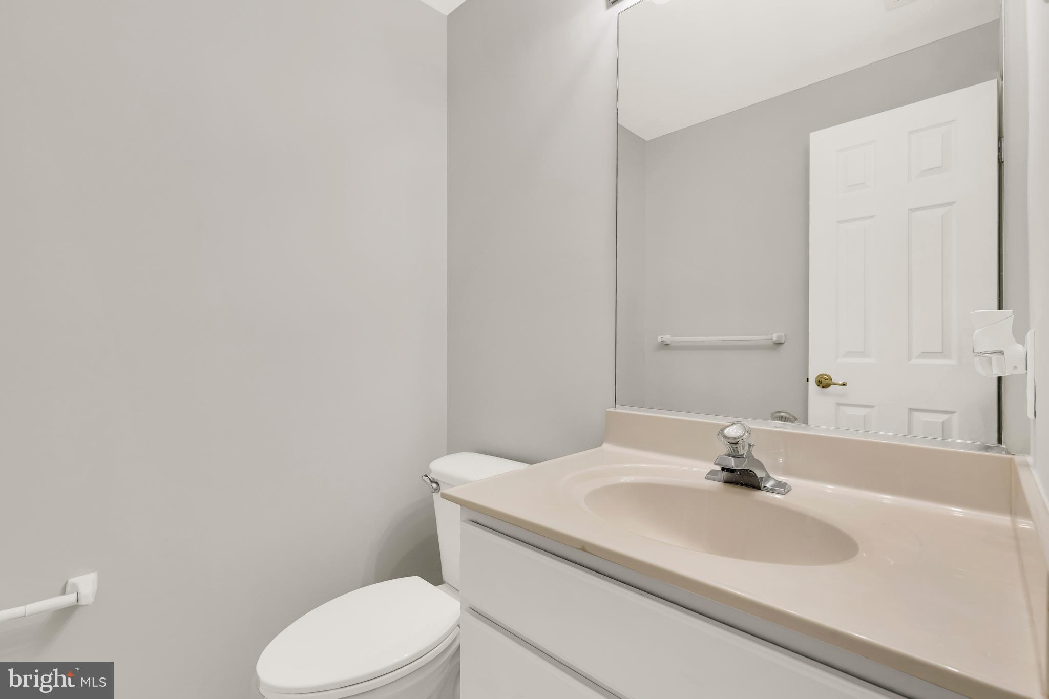 WILLOWS OF POTOMAC - Residential