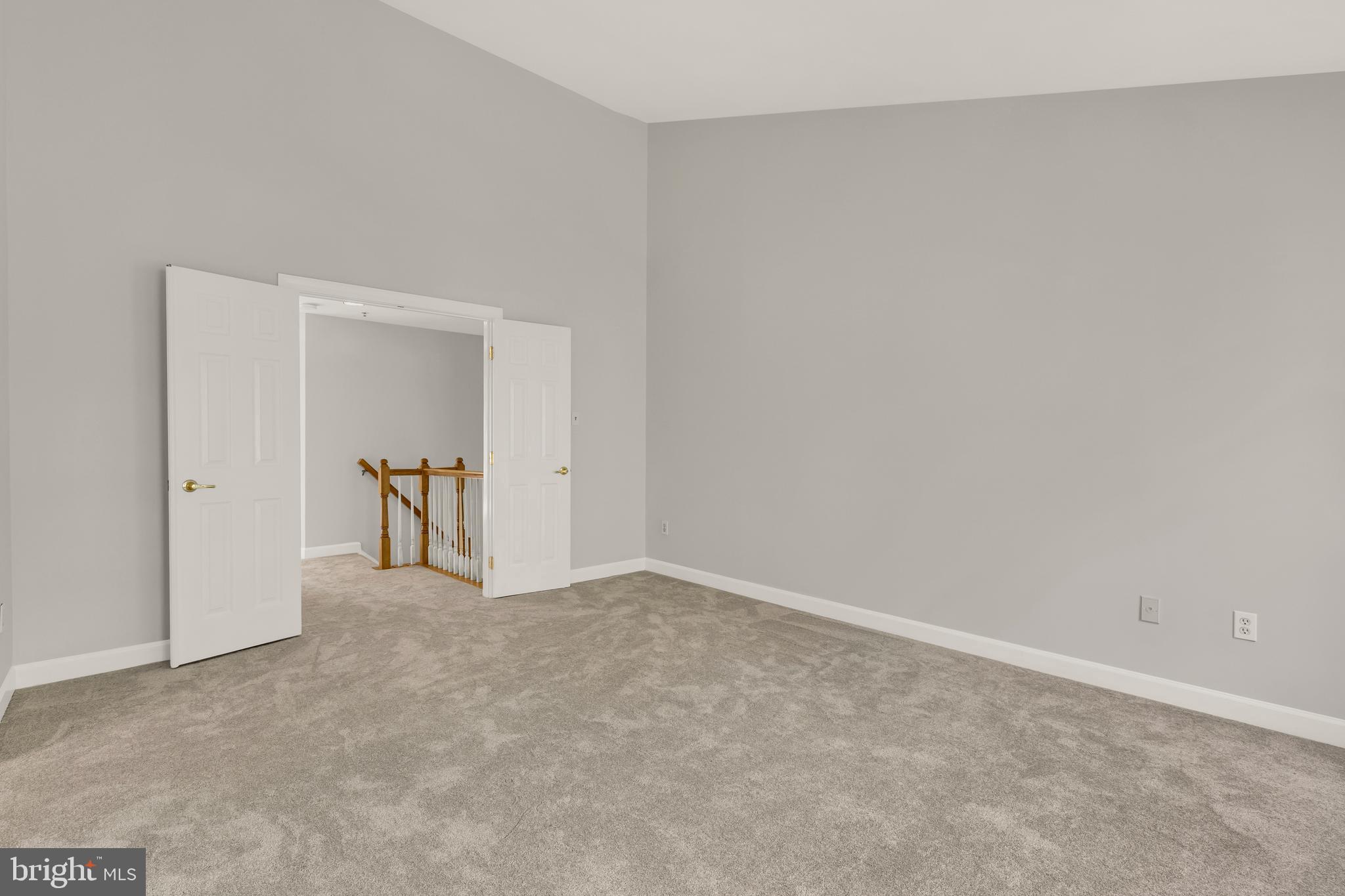 WILLOWS OF POTOMAC - Residential