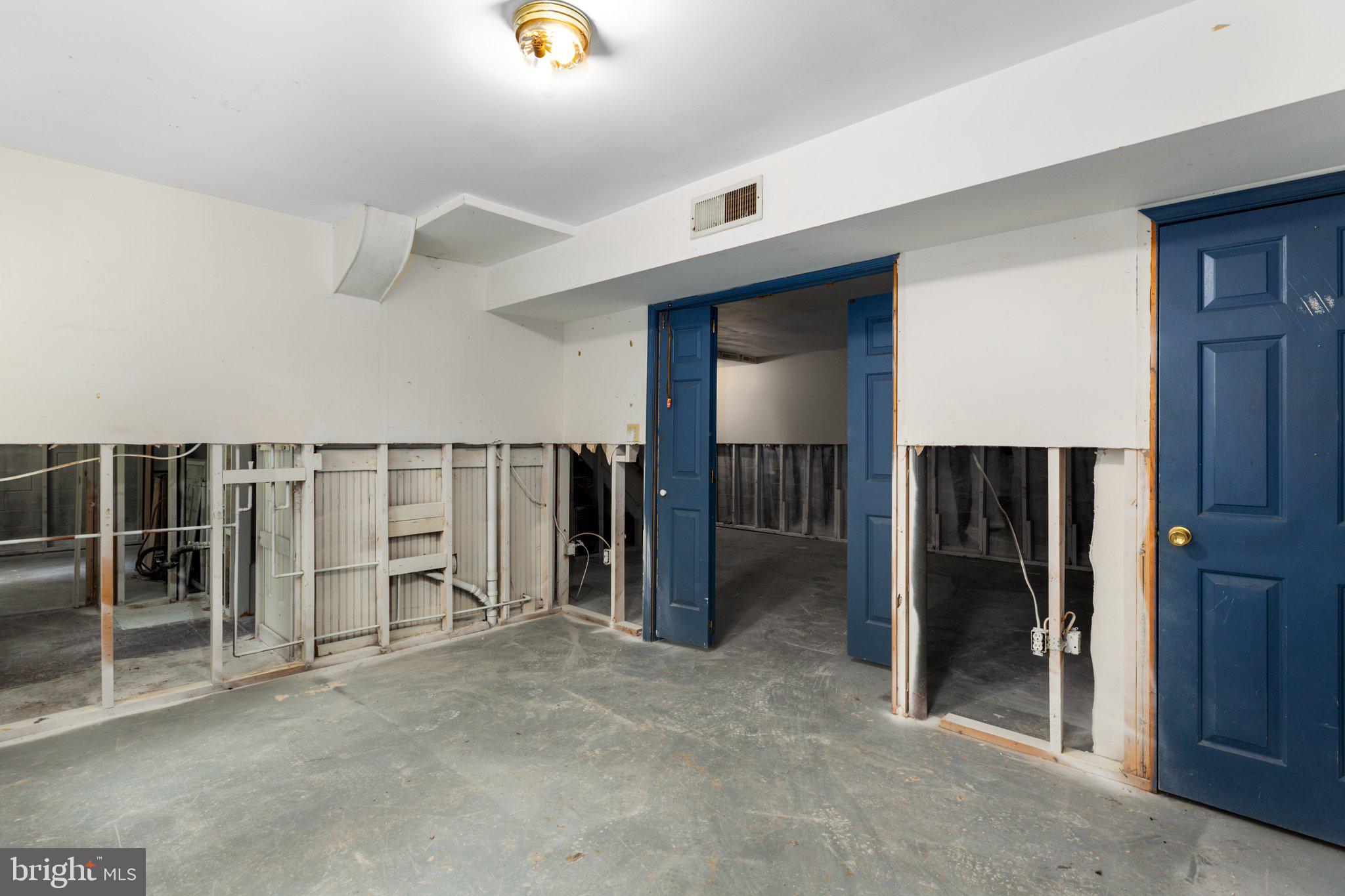 BROOKEWOOD FARMS - Residential