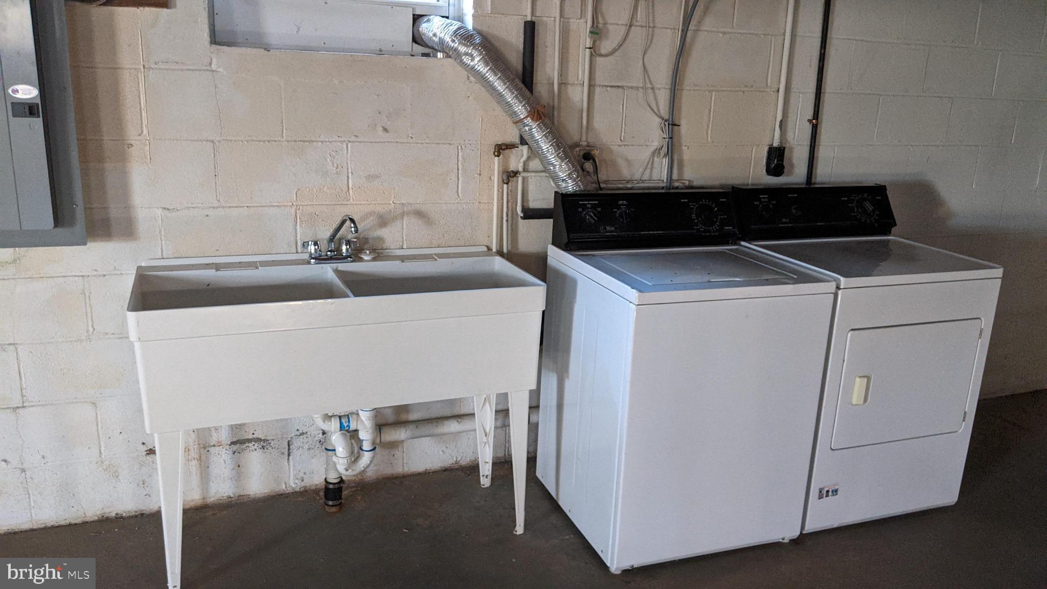 OAKLAWN - Residential