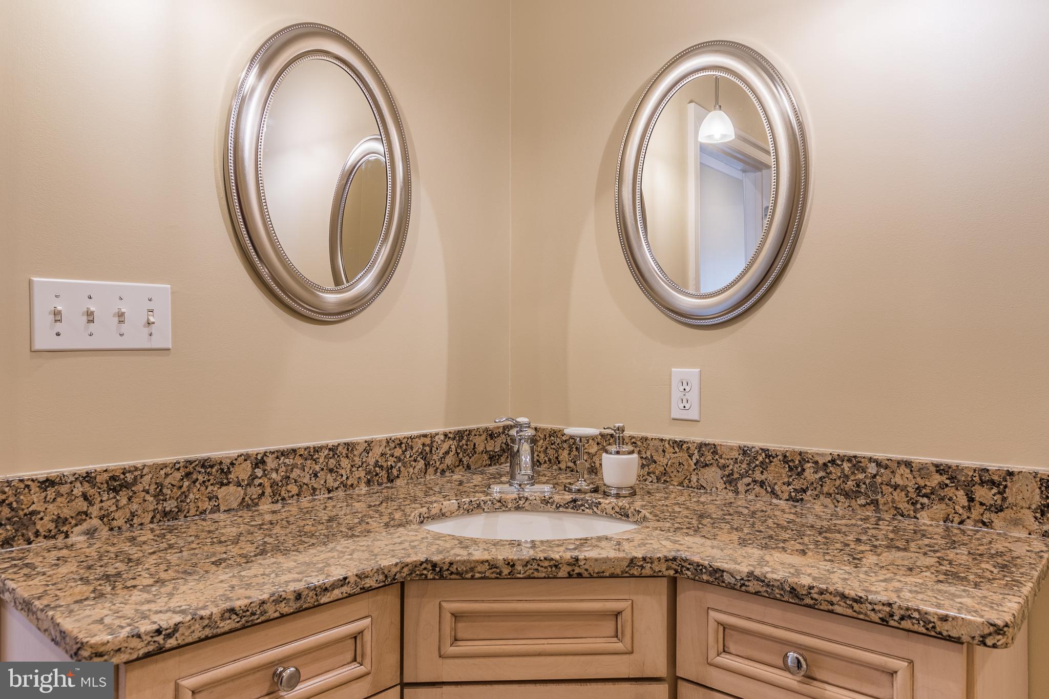 CANTON - Residential