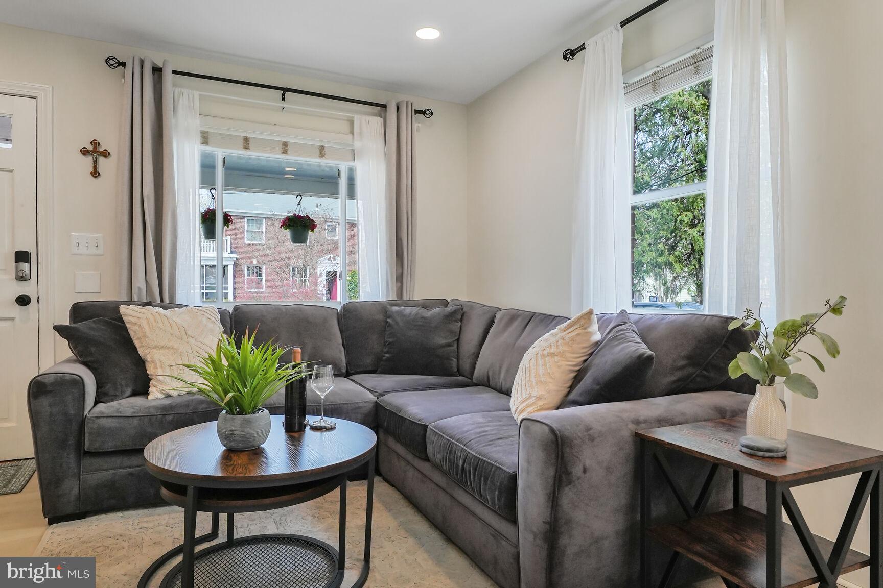 DEL RAY - Residential