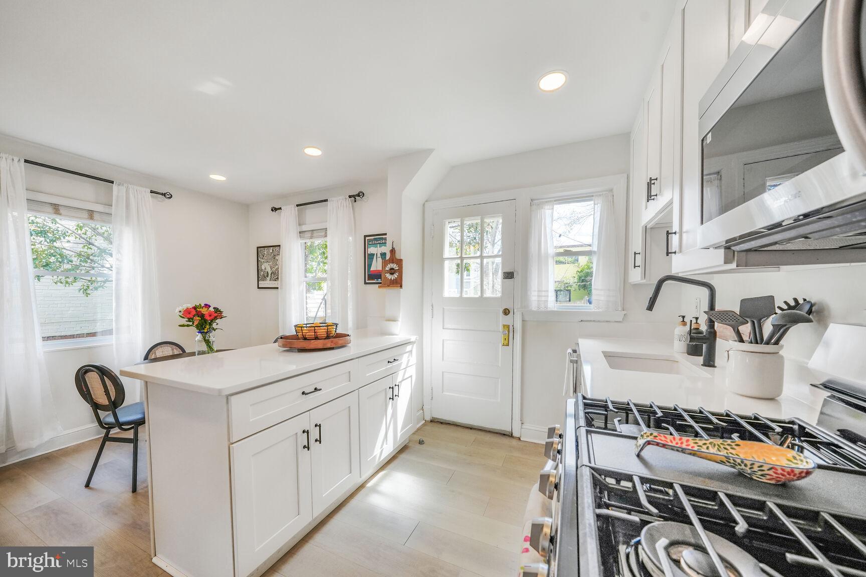 DEL RAY - Residential