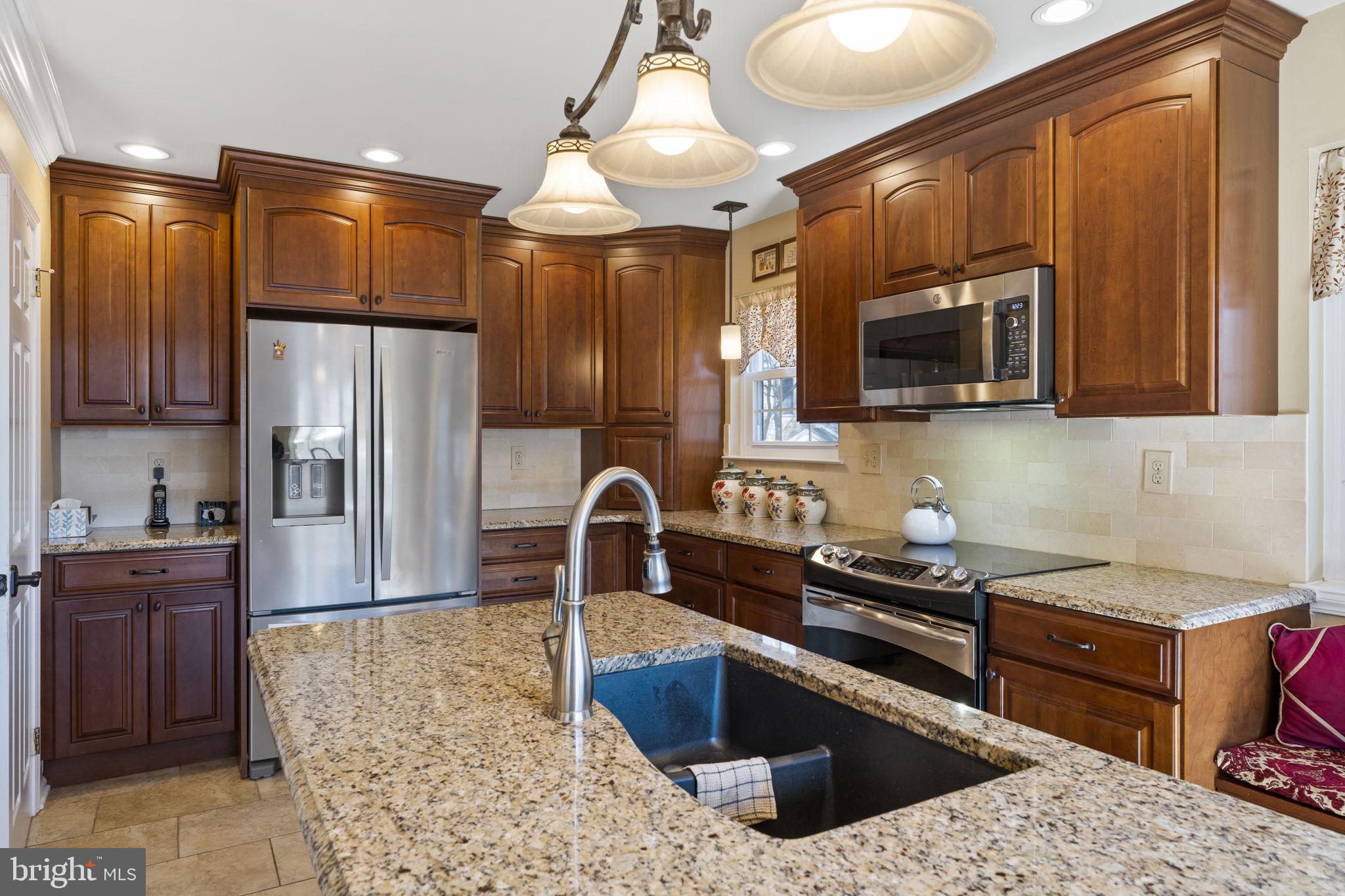 WEATHERSTONE - Residential