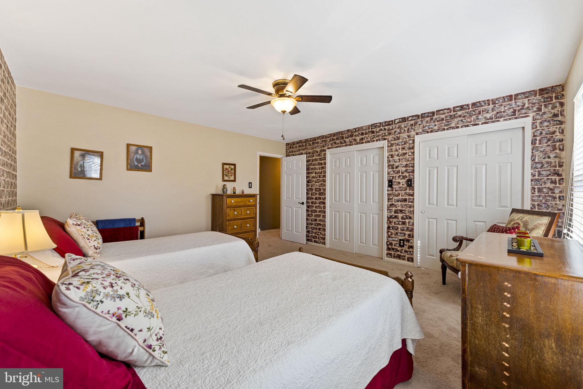 WEATHERSTONE - Residential