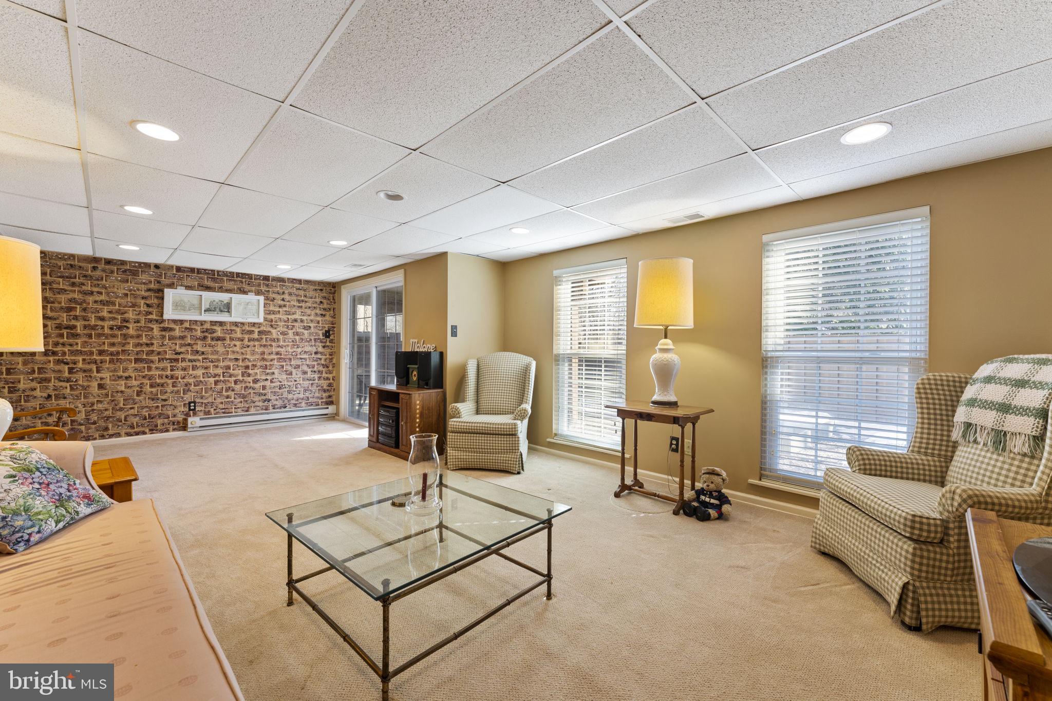 WEATHERSTONE - Residential