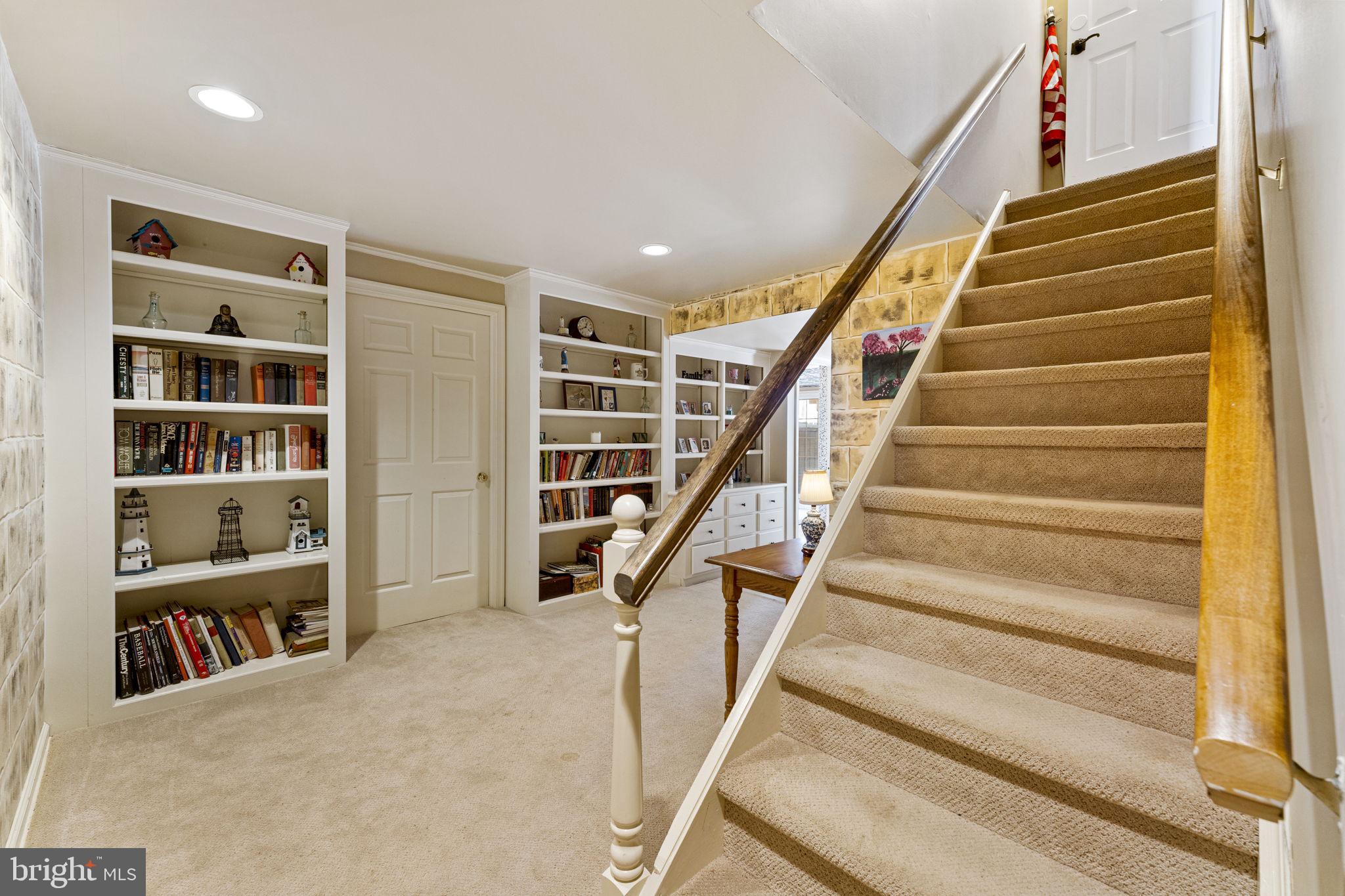 WEATHERSTONE - Residential