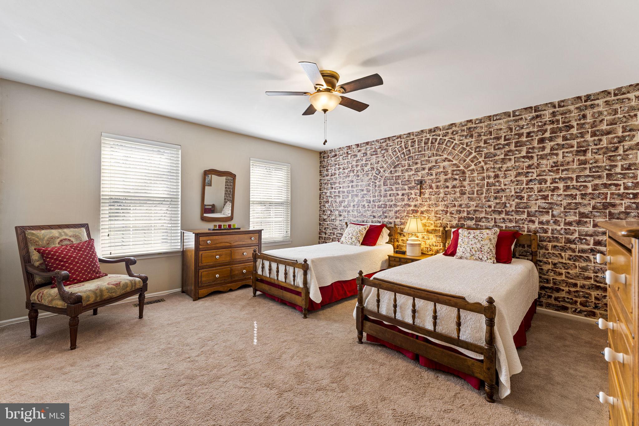 WEATHERSTONE - Residential