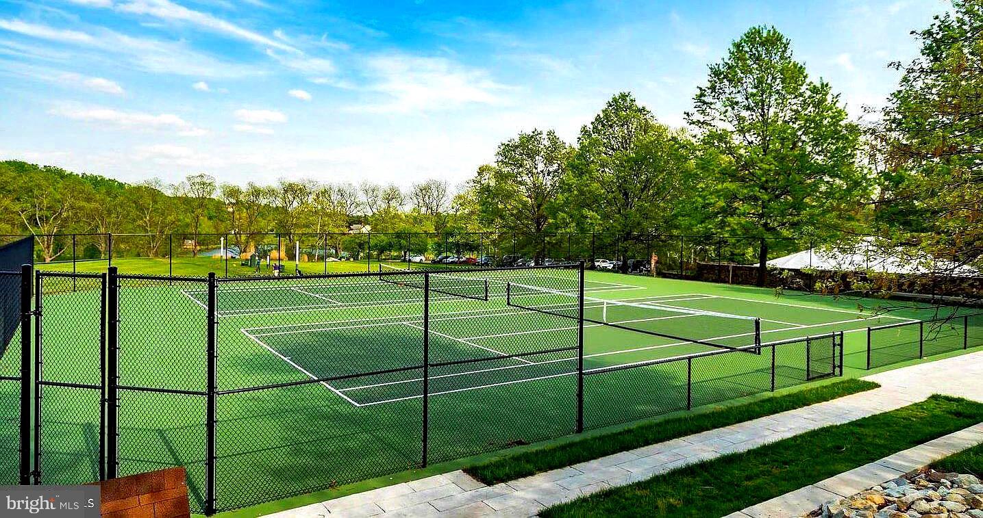 STONELEIGH - Residential