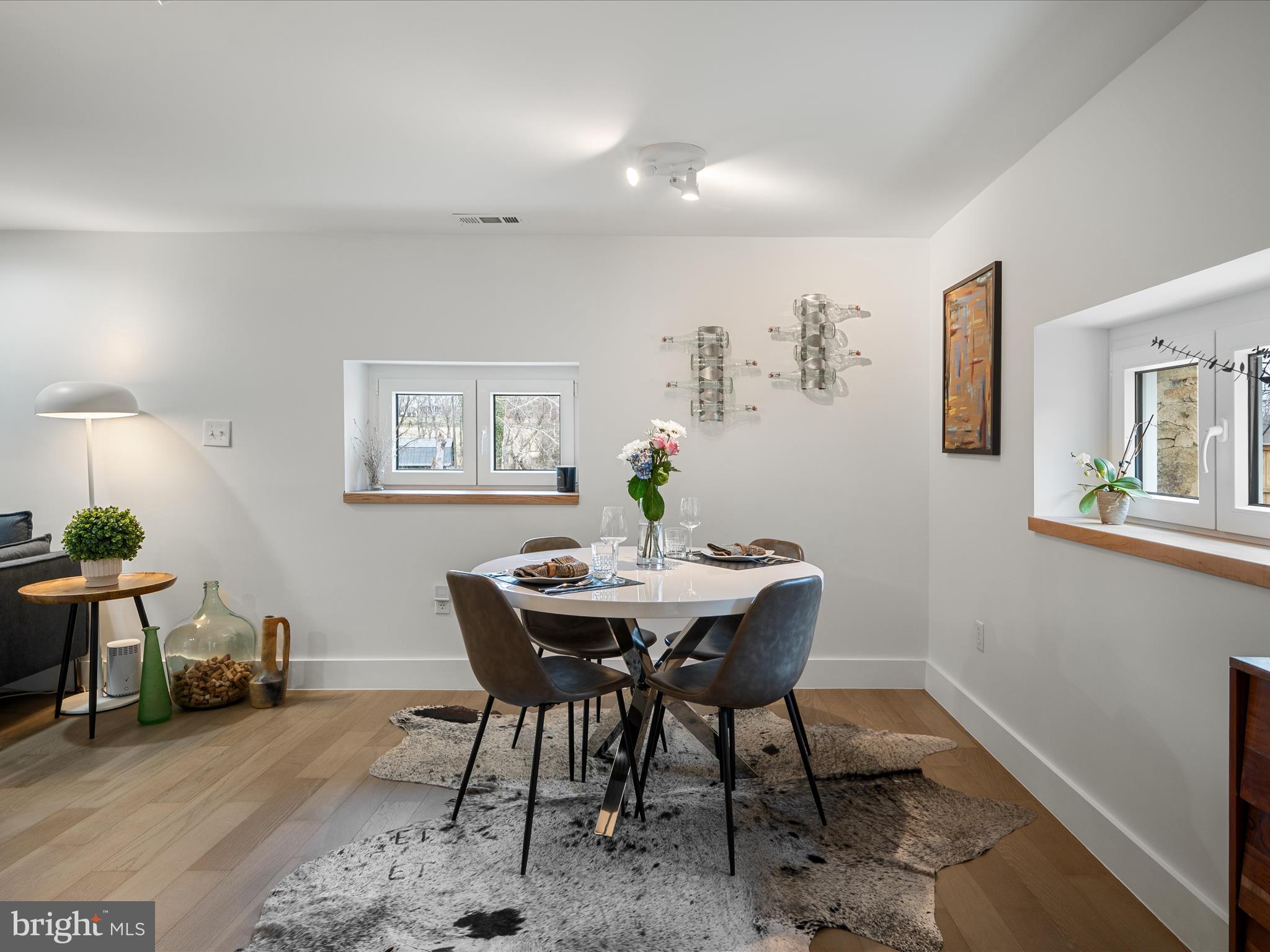 STONELEIGH - Residential