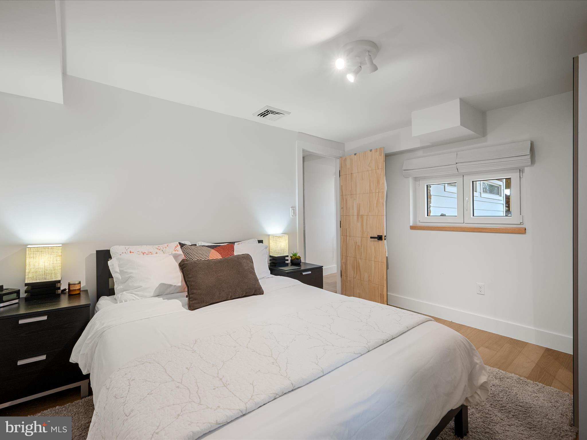 STONELEIGH - Residential