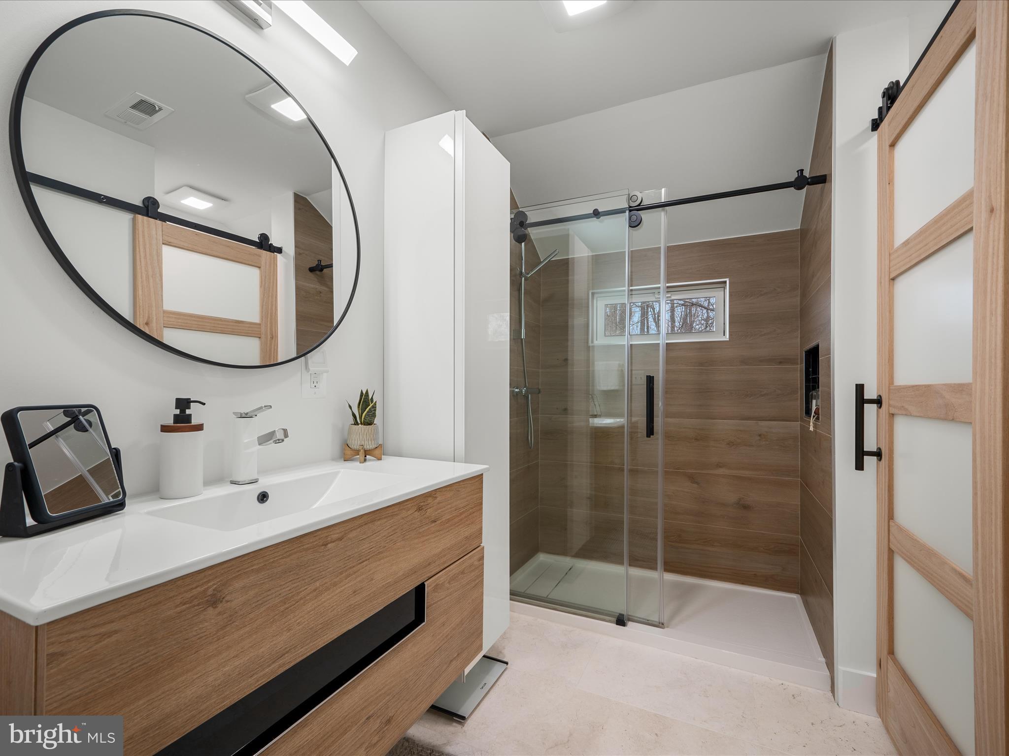 STONELEIGH - Residential