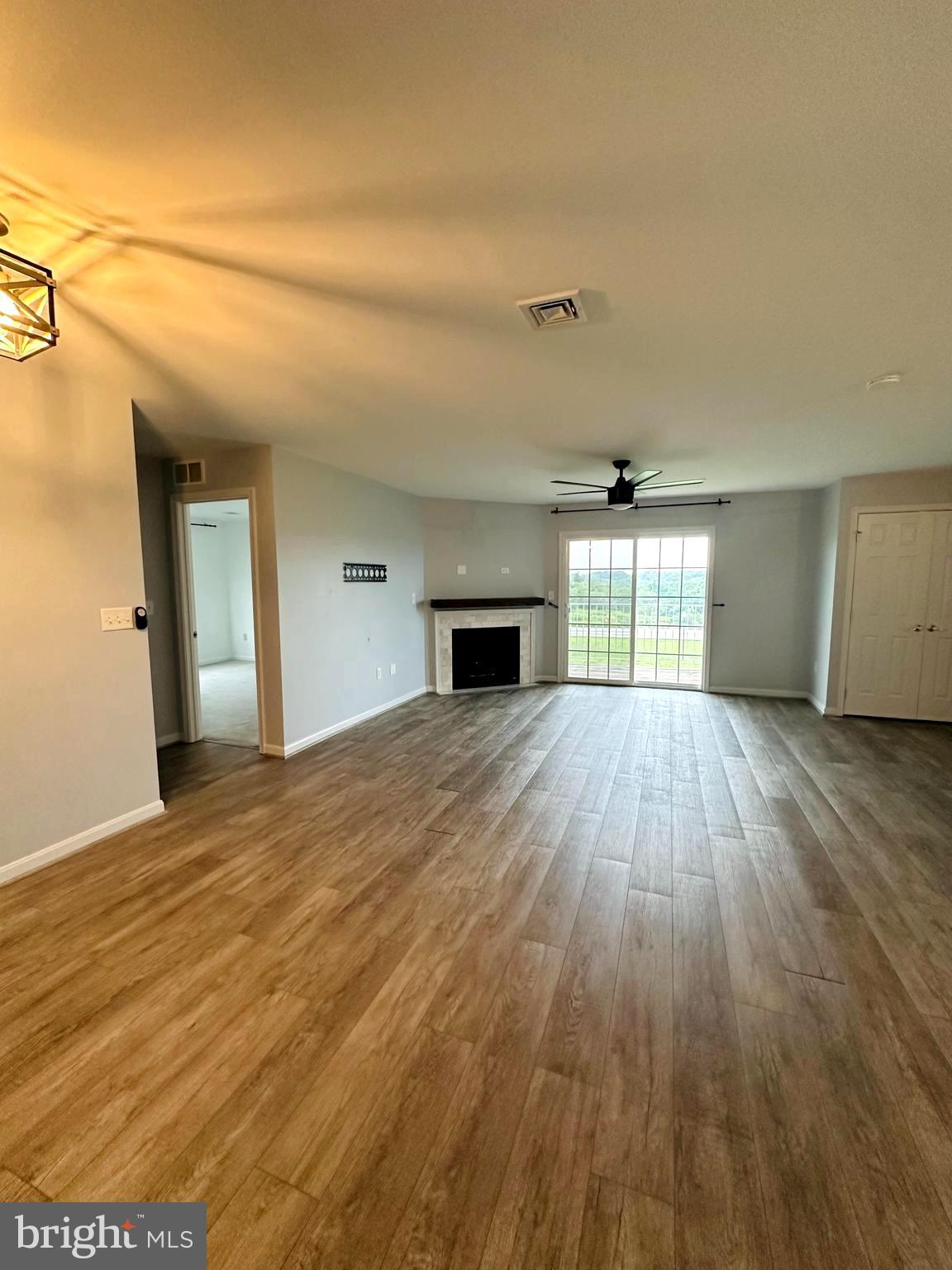 THE PINNACLE - Residential Lease