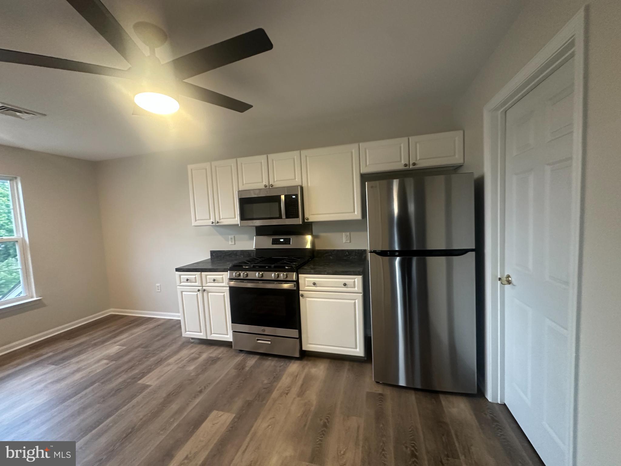 THE PINNACLE - Residential Lease