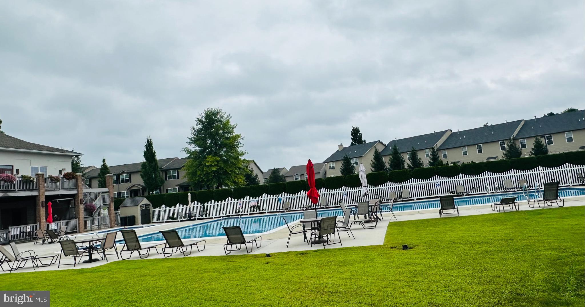 THE PINNACLE - Residential Lease