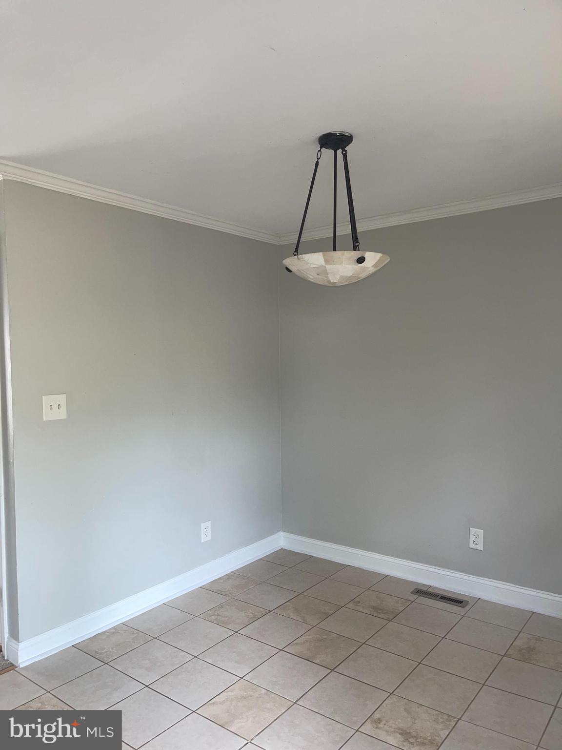 OAKWOOD VILLAGE - Residential