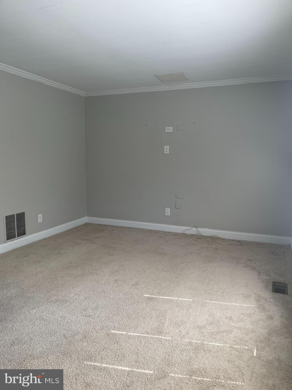 OAKWOOD VILLAGE - Residential