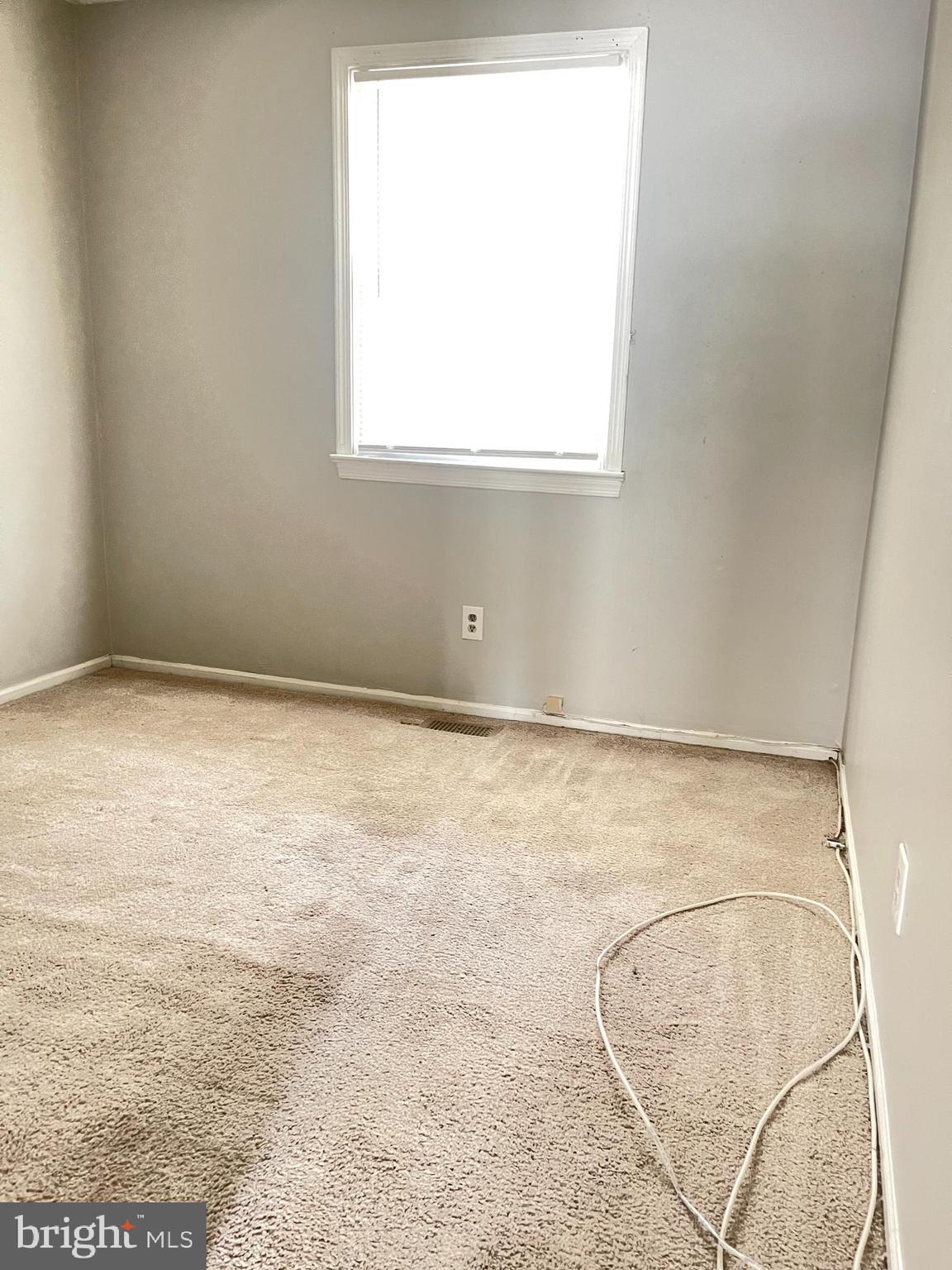 OAKWOOD VILLAGE - Residential