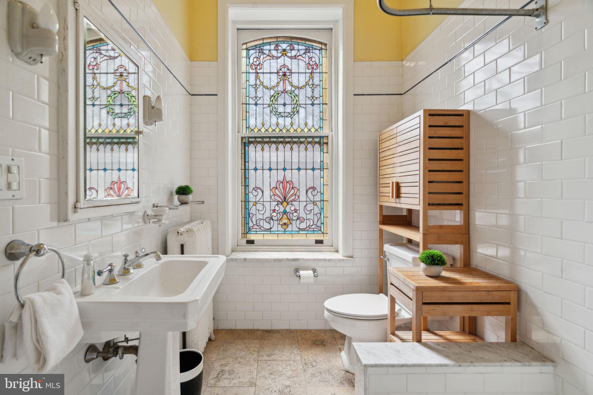 FAIRMOUNT - Residential