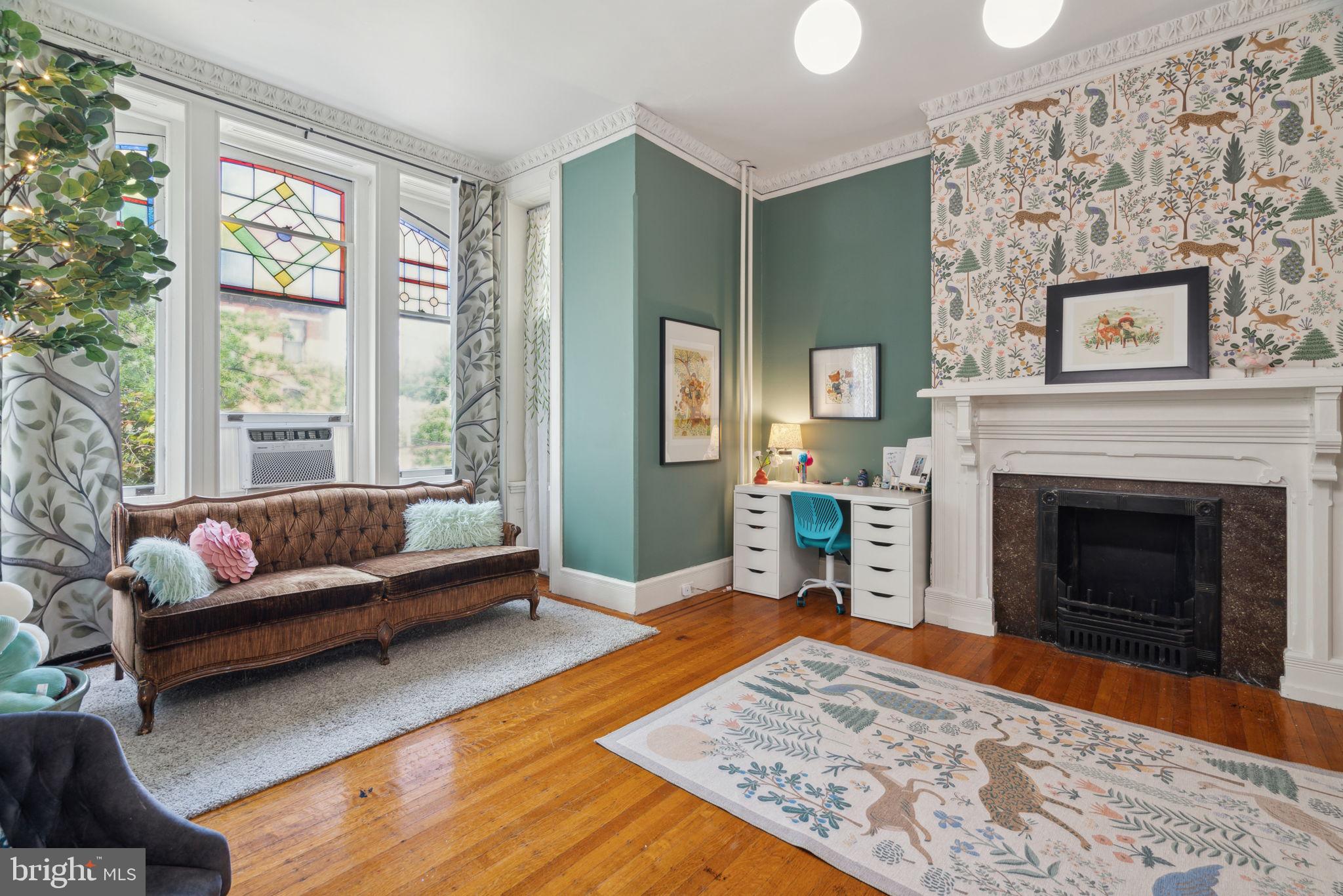 FAIRMOUNT - Residential