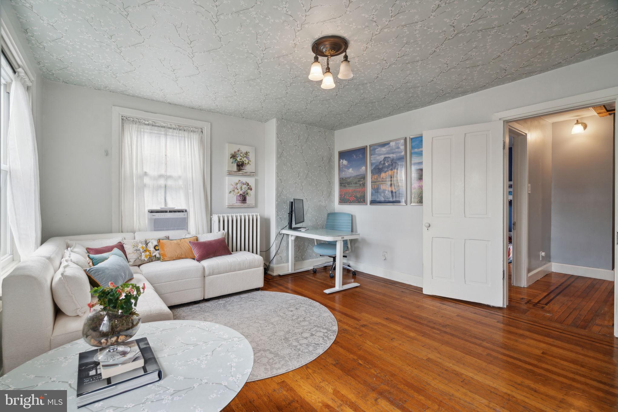 FAIRMOUNT - Residential