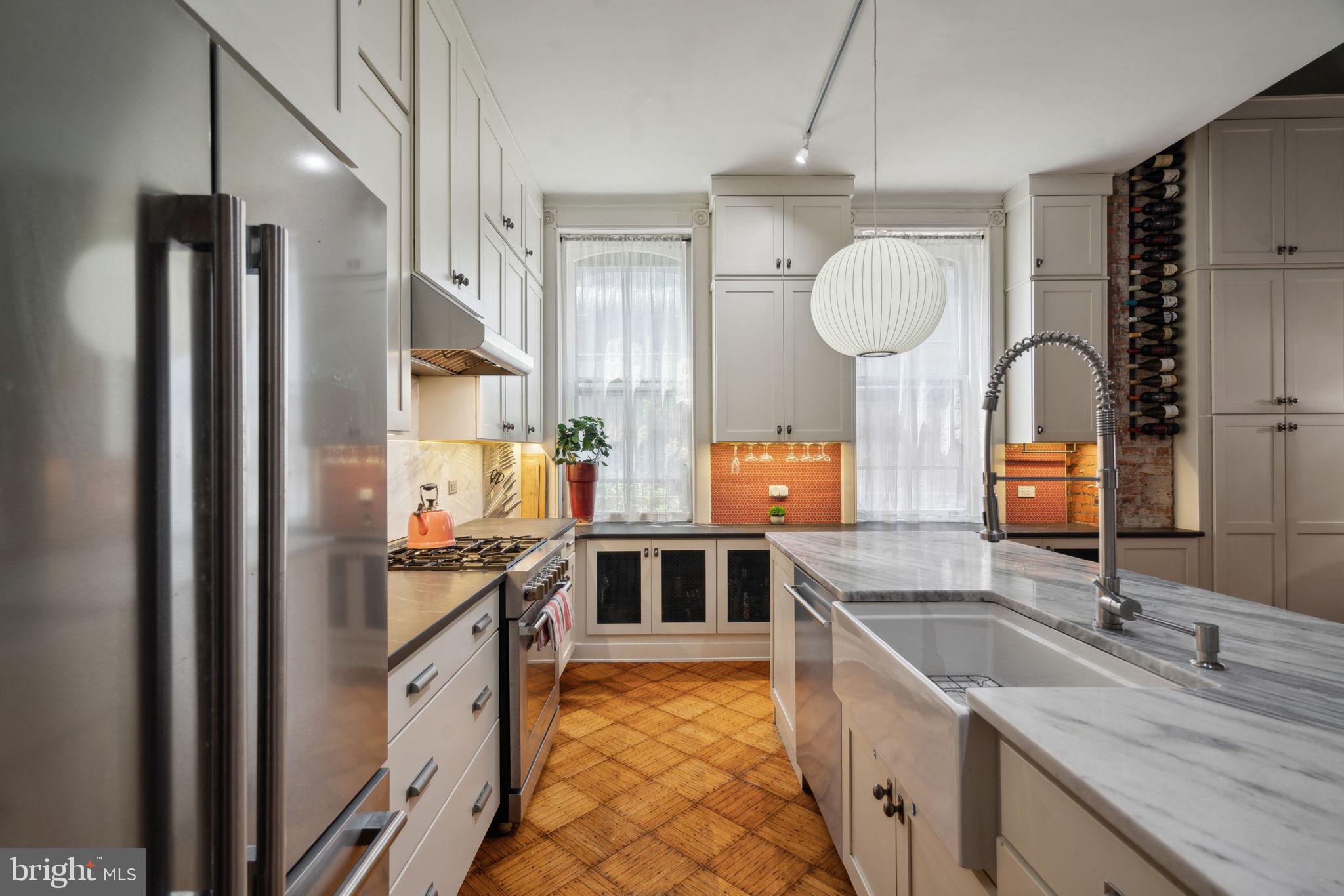 FAIRMOUNT - Residential