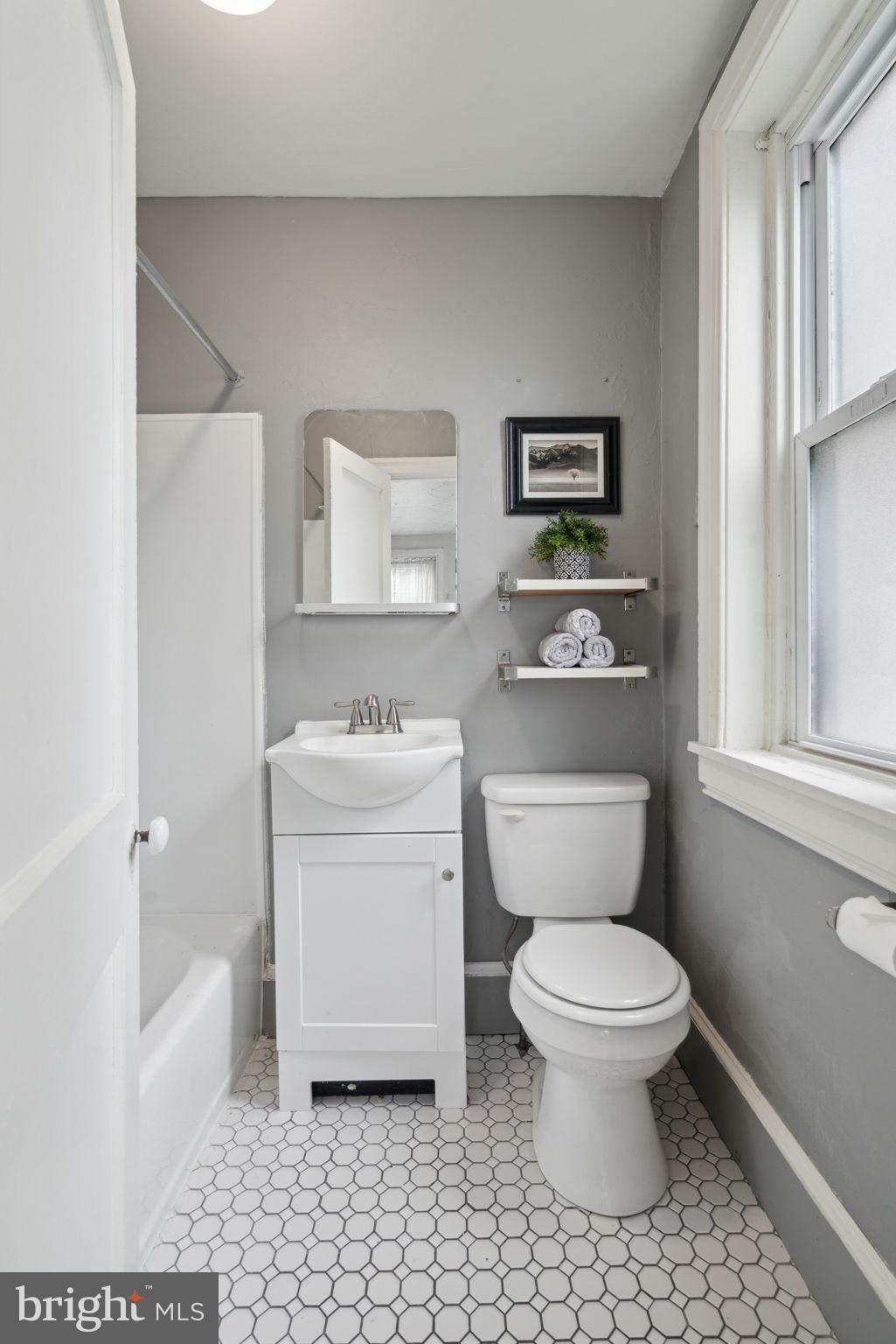 FAIRMOUNT - Residential