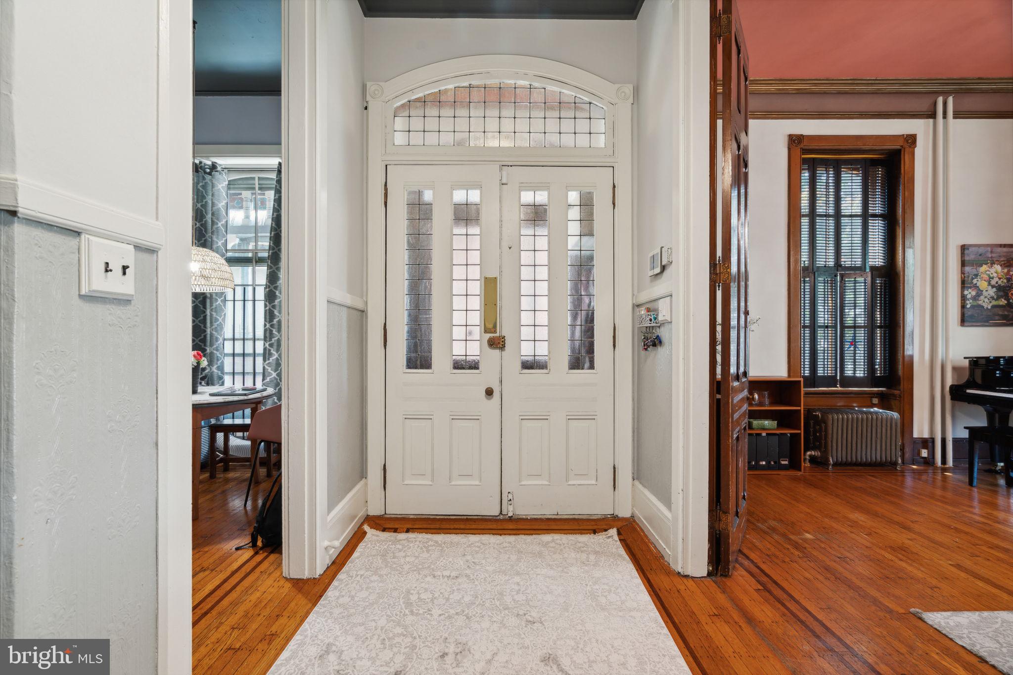 FAIRMOUNT - Residential