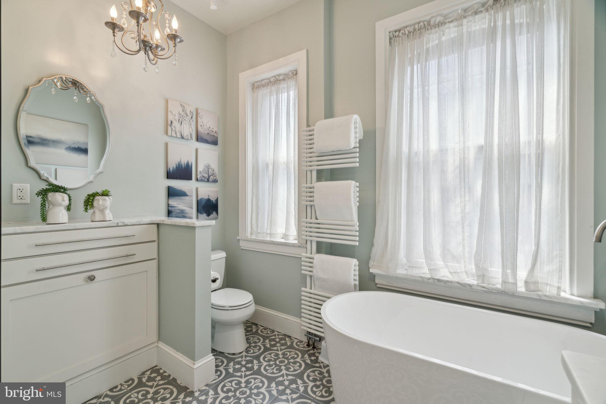 FAIRMOUNT - Residential