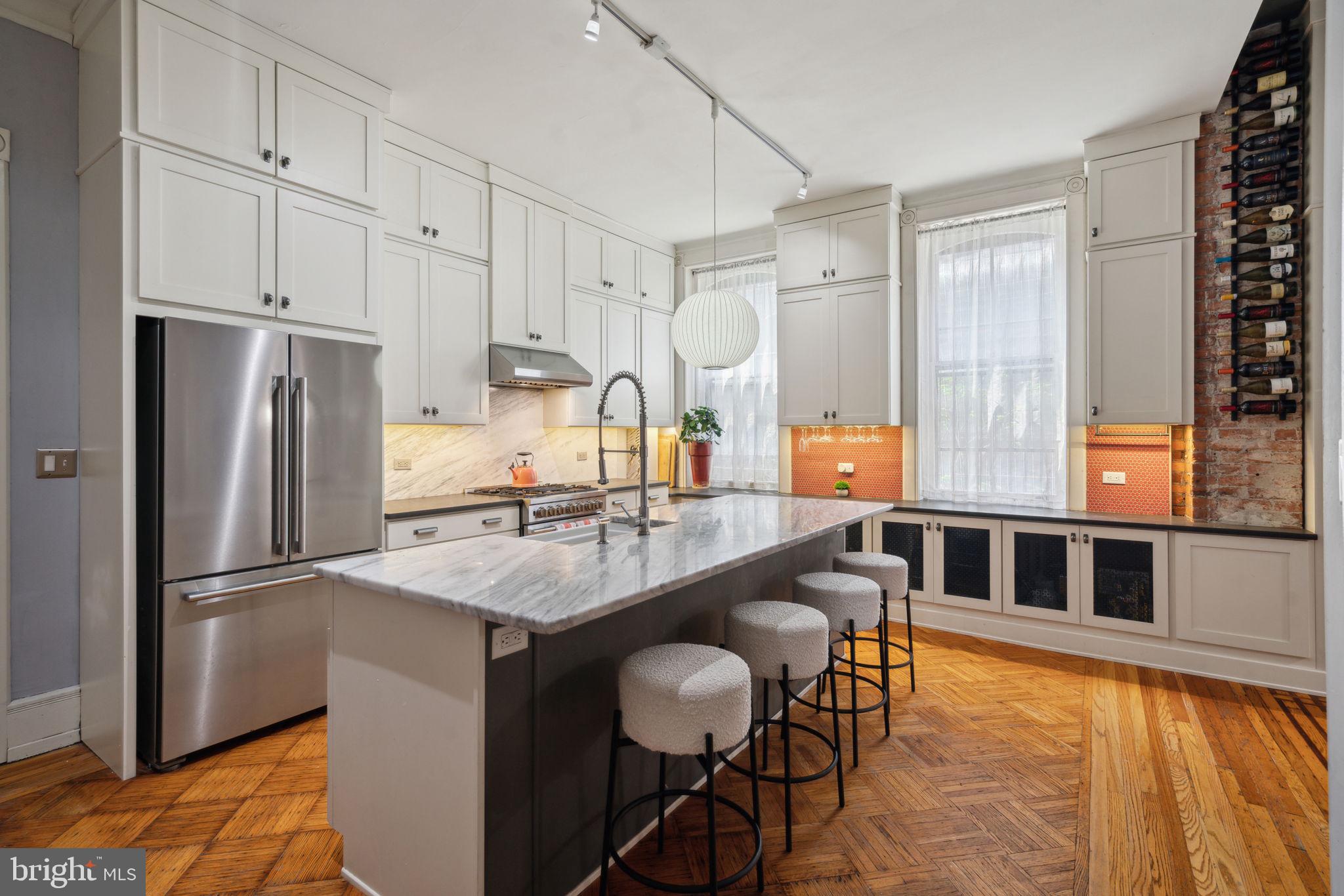 FAIRMOUNT - Residential