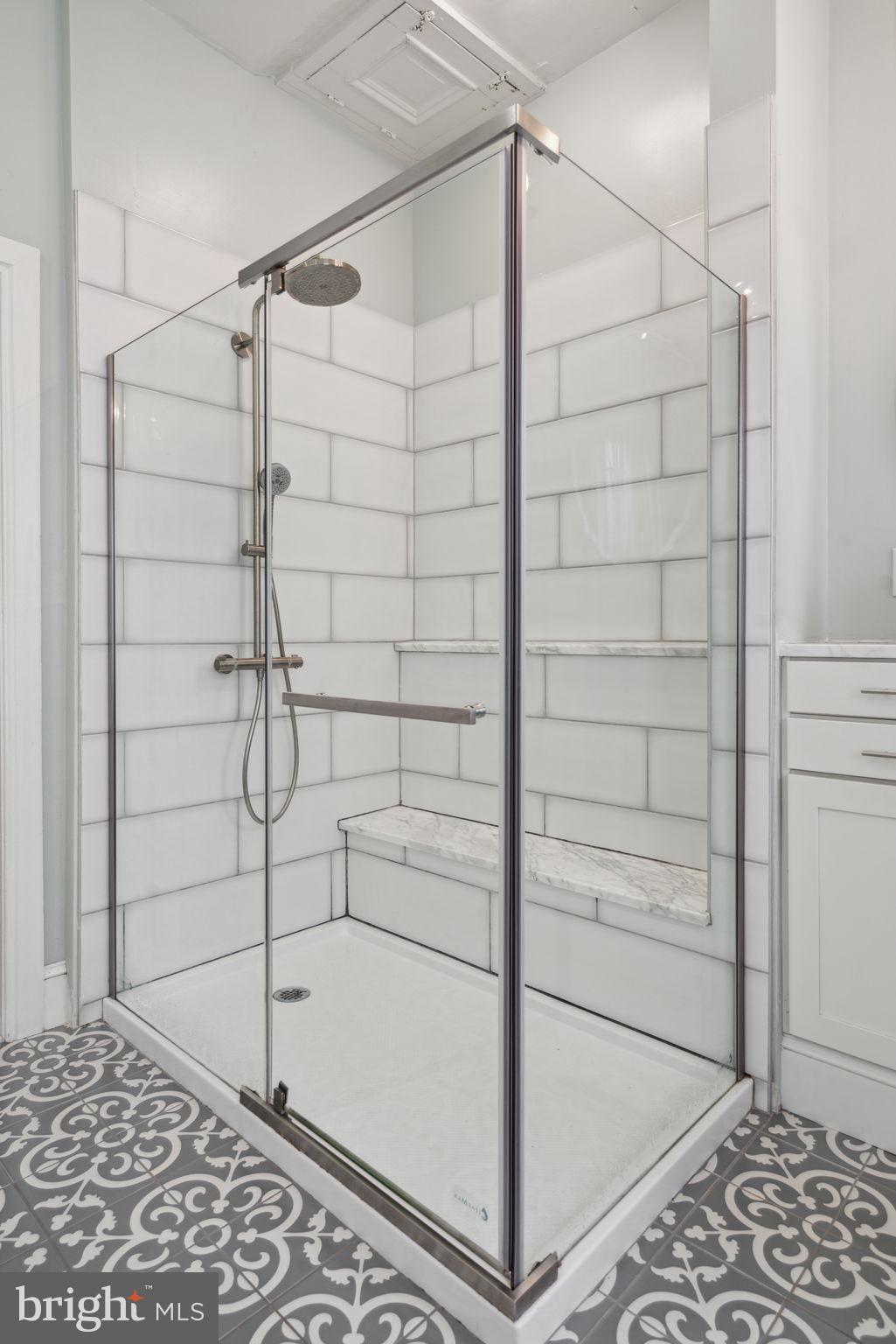 FAIRMOUNT - Residential