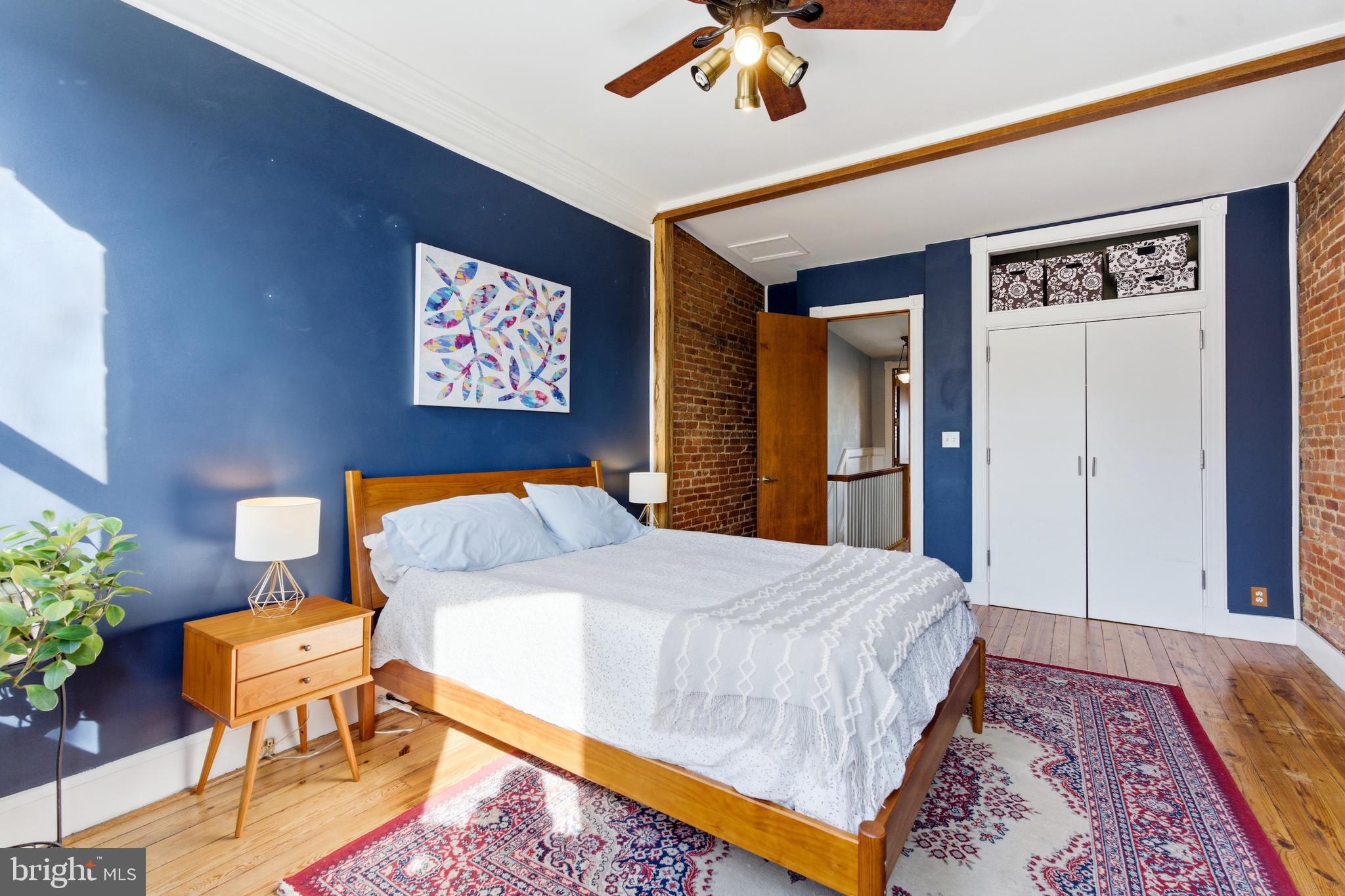 RIVERSIDE - Residential