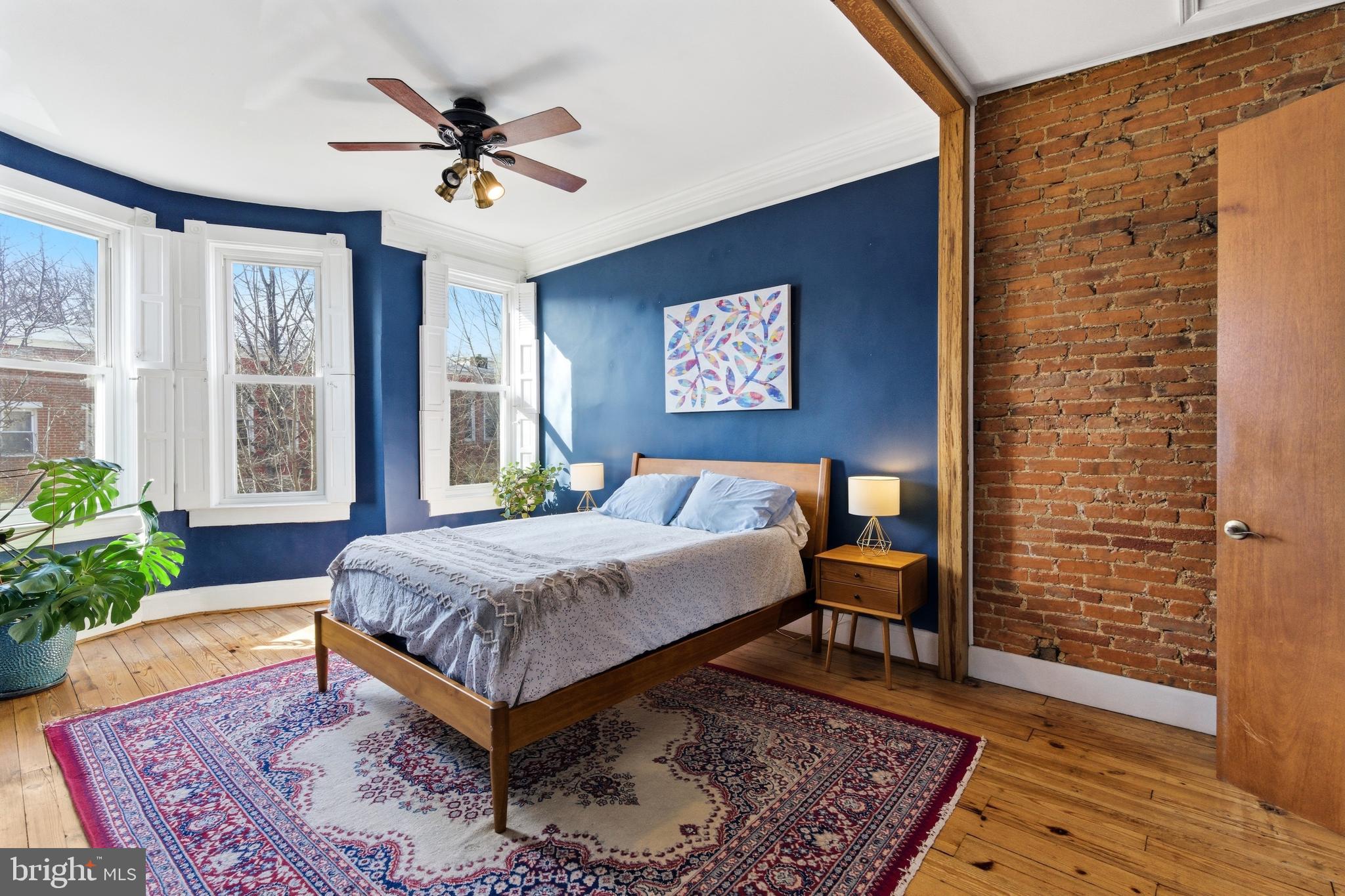 RIVERSIDE - Residential