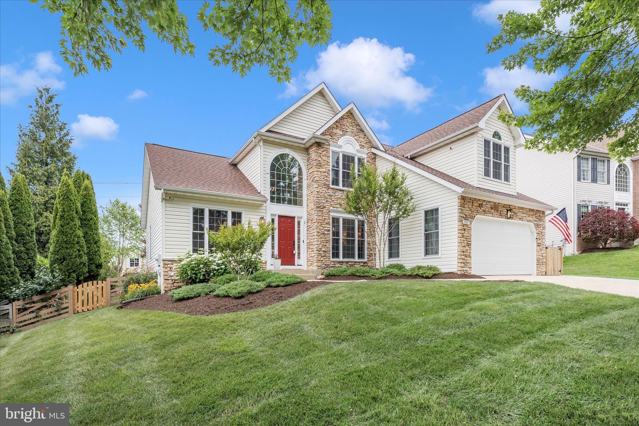 1507 SUMMER SWEET LANE