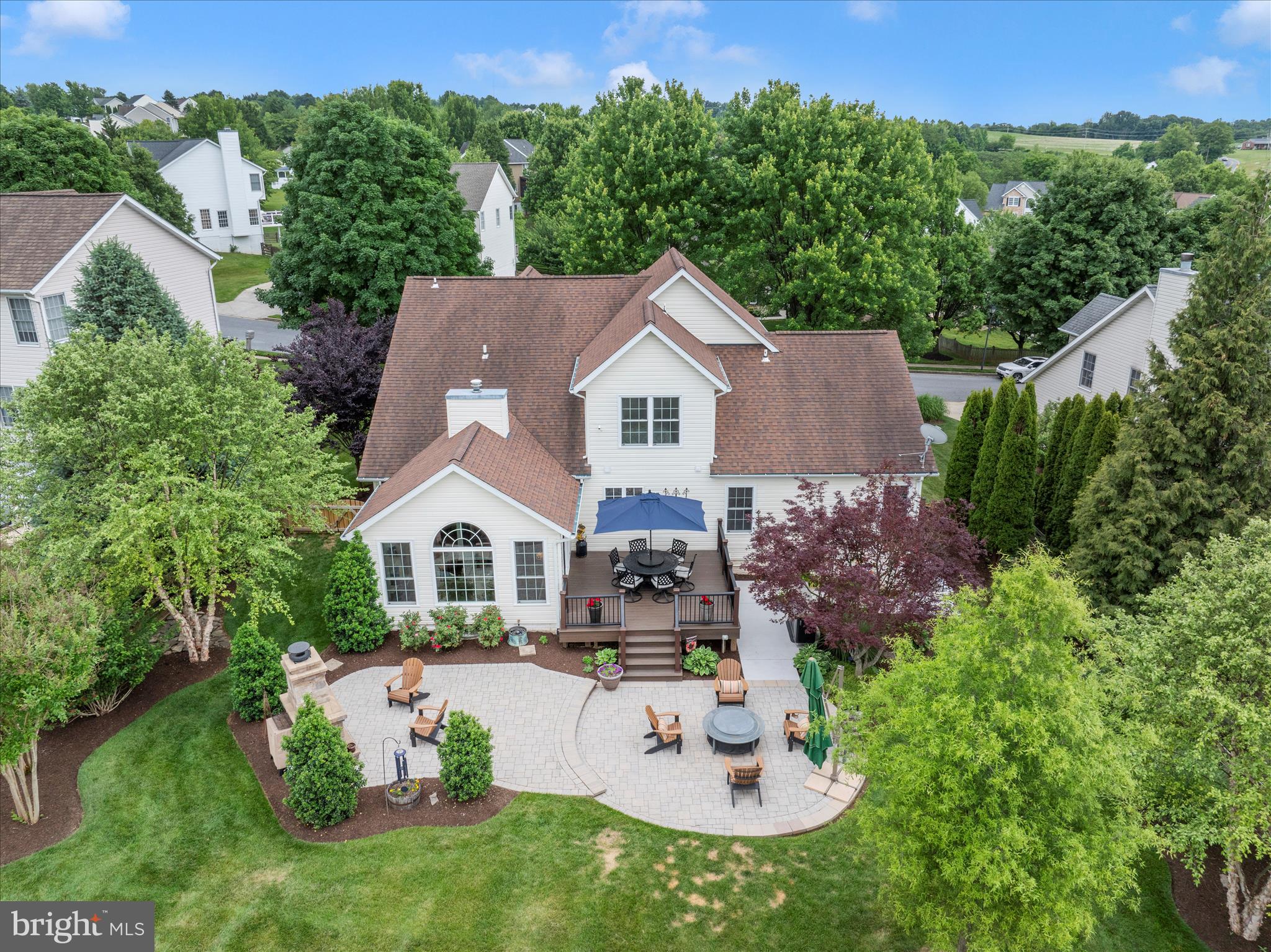 1507 SUMMER SWEET LANE
