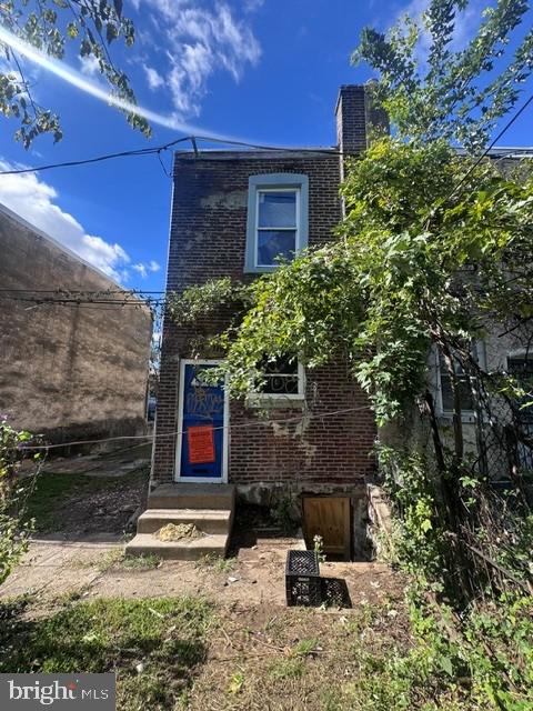 6439 N BEECHWOOD STREET