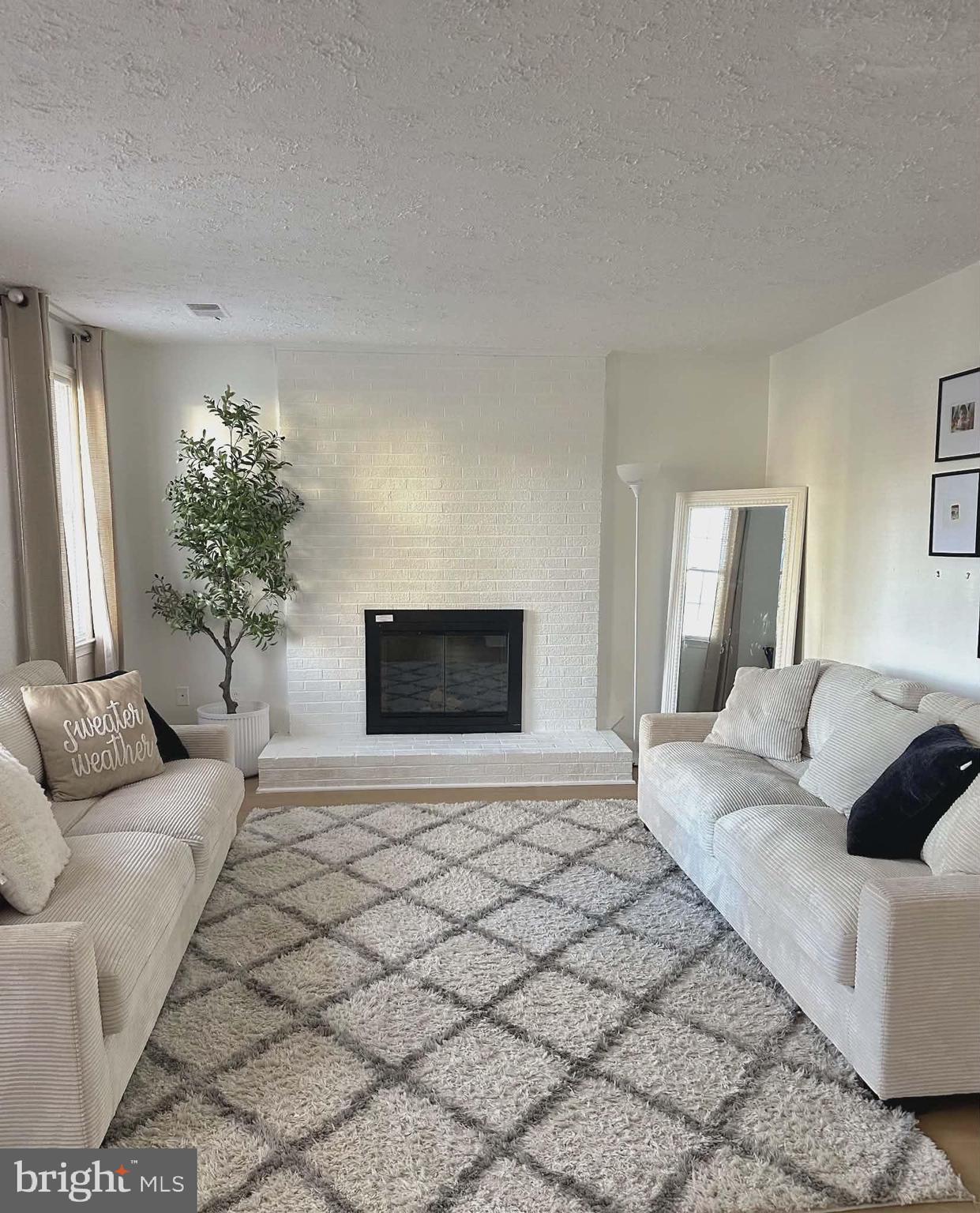 HICKORY RIDGE - Residential