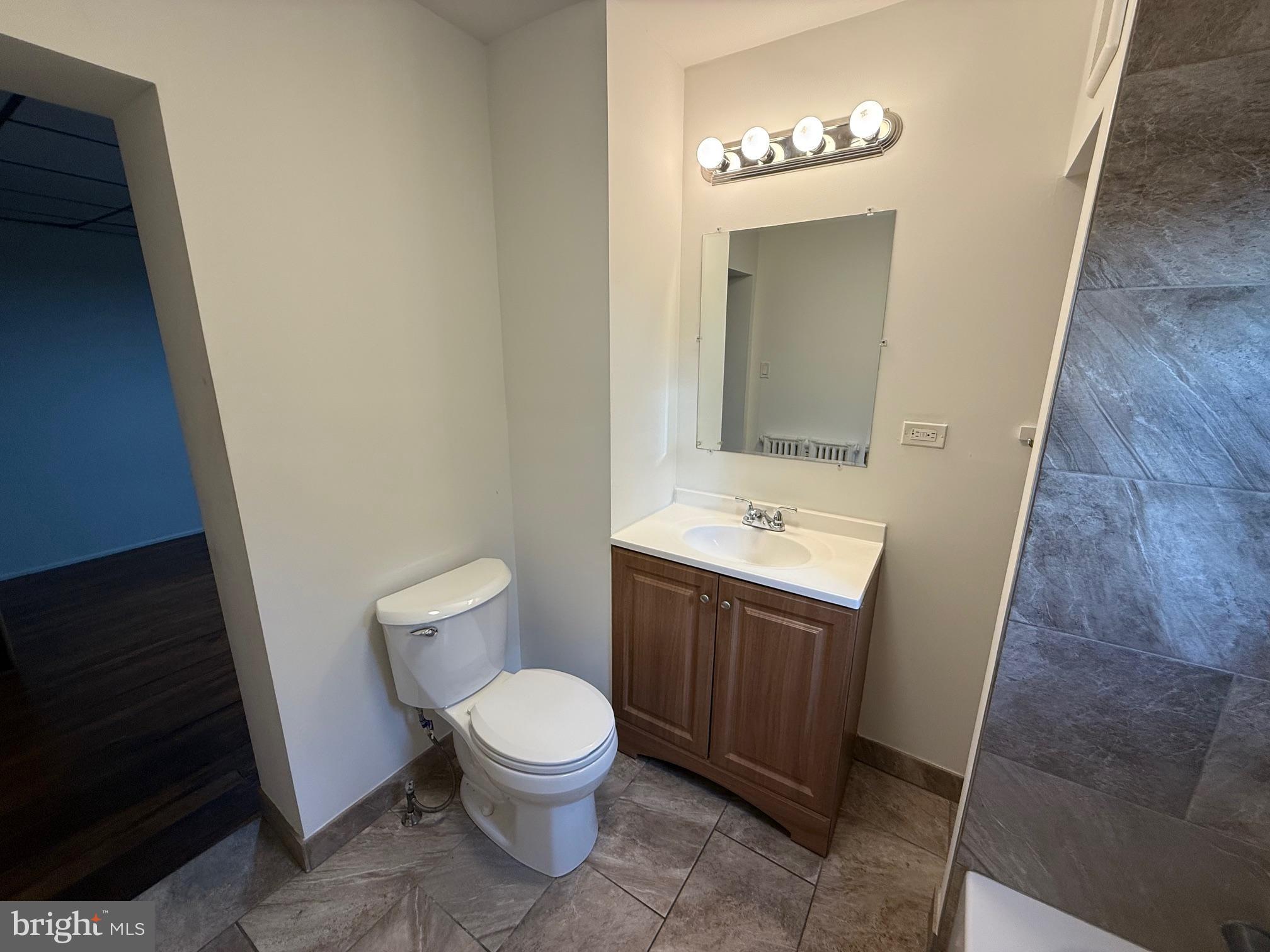 PORT RICHMOND - Residential