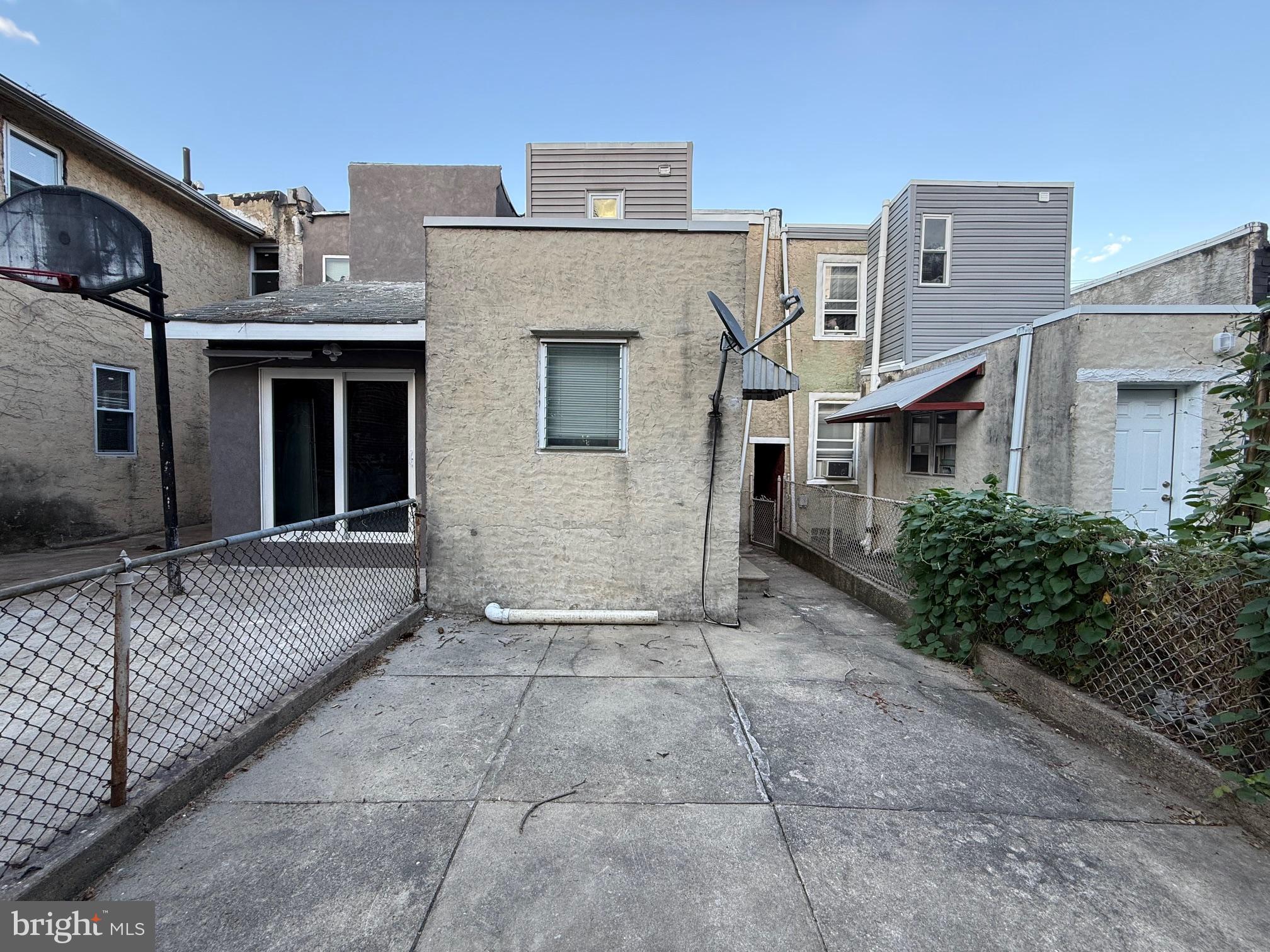 PORT RICHMOND - Residential