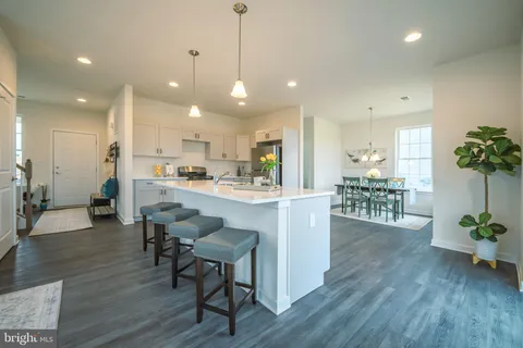 519 Ruth Way, Dover, DE MLS: DEKT2027292