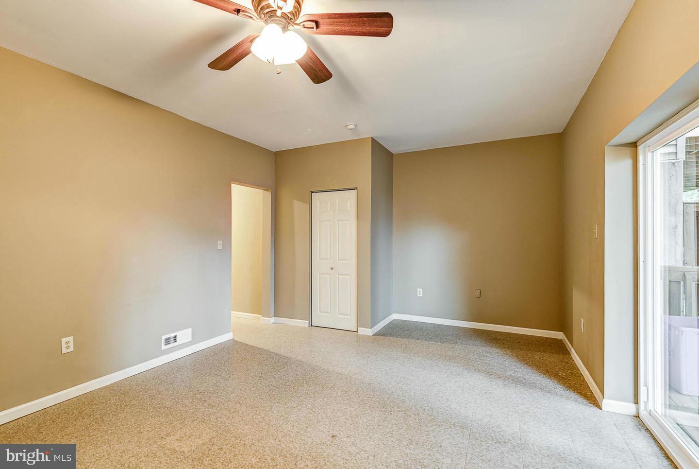 RIDGEVIEW ESTATES ADDITION - Residential Lease