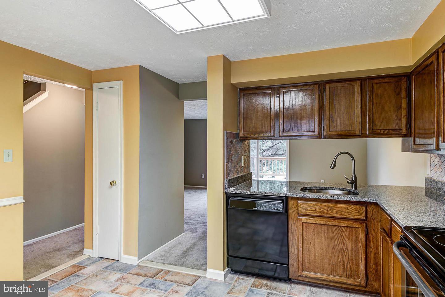 RIDGEVIEW ESTATES ADDITION - Residential Lease