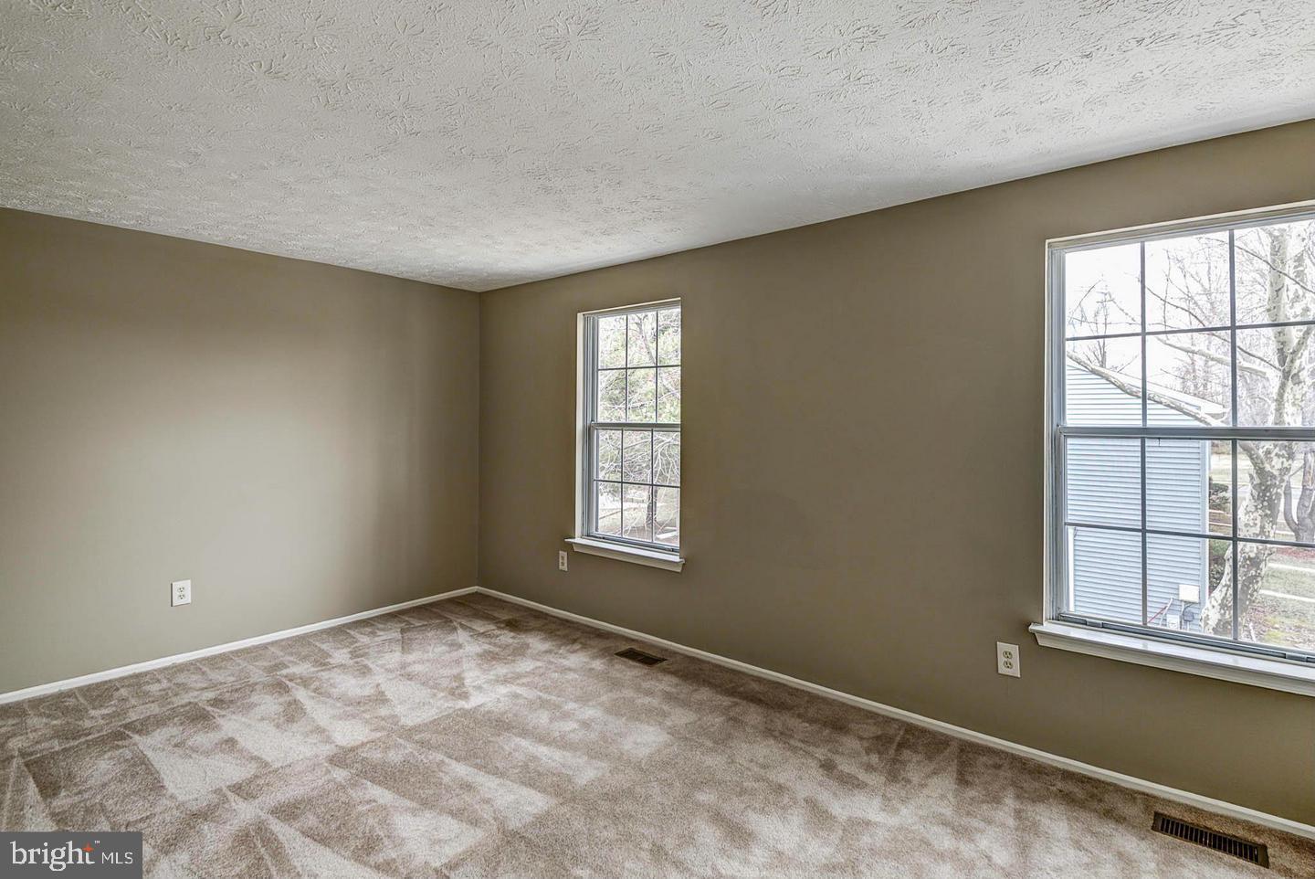 RIDGEVIEW ESTATES ADDITION - Residential Lease