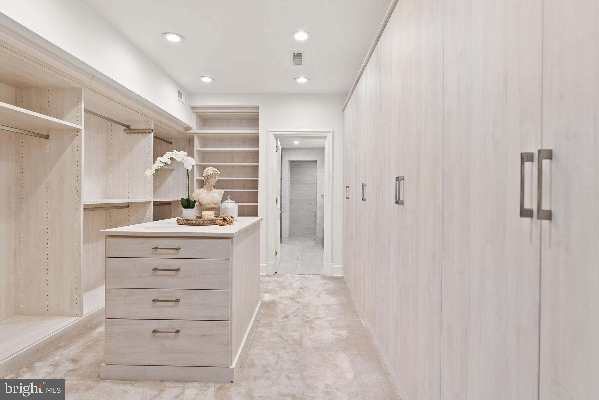 GEORGETOWN - Residential