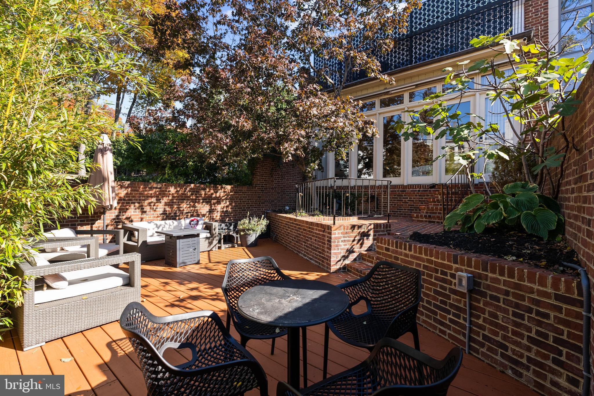 GEORGETOWN - Residential