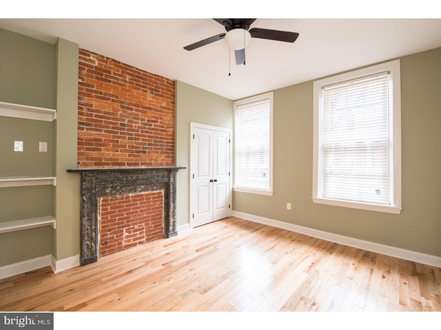 SOCIETY HILL - Residential Income