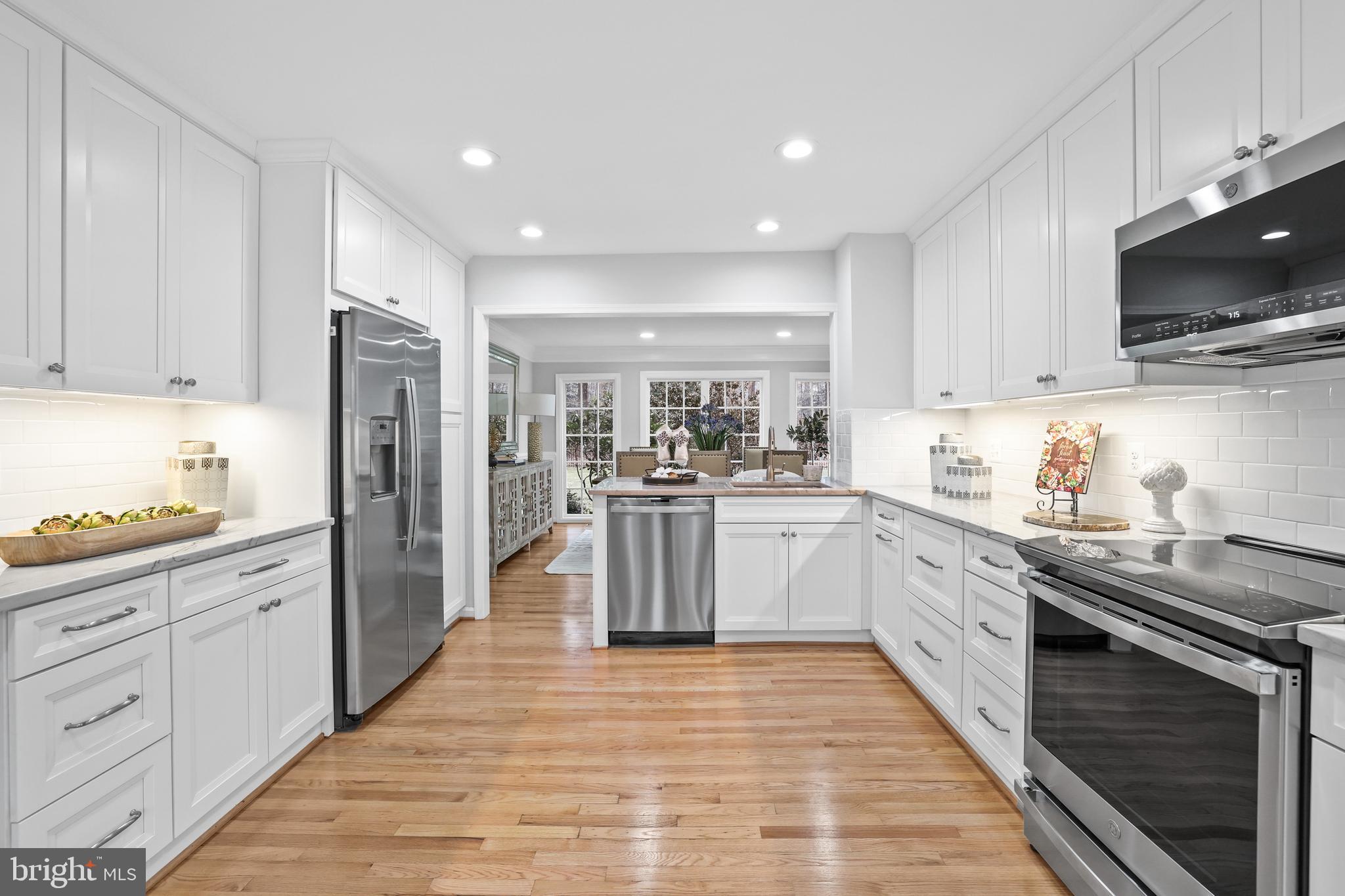 FOREST LAKE ESTATES - Residential